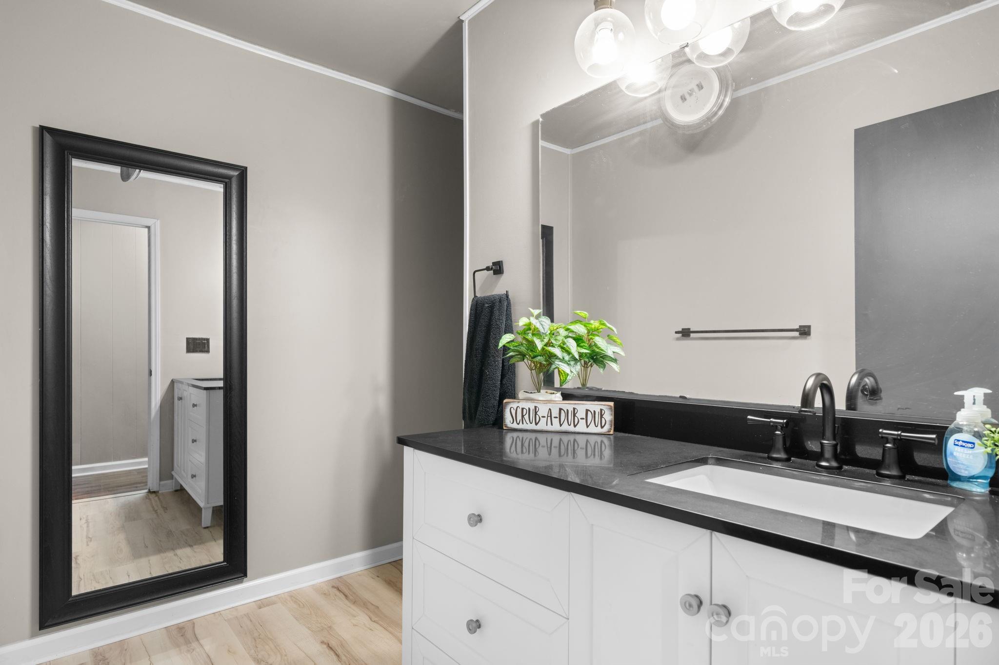 606 Prospect Street NW — Lenoir