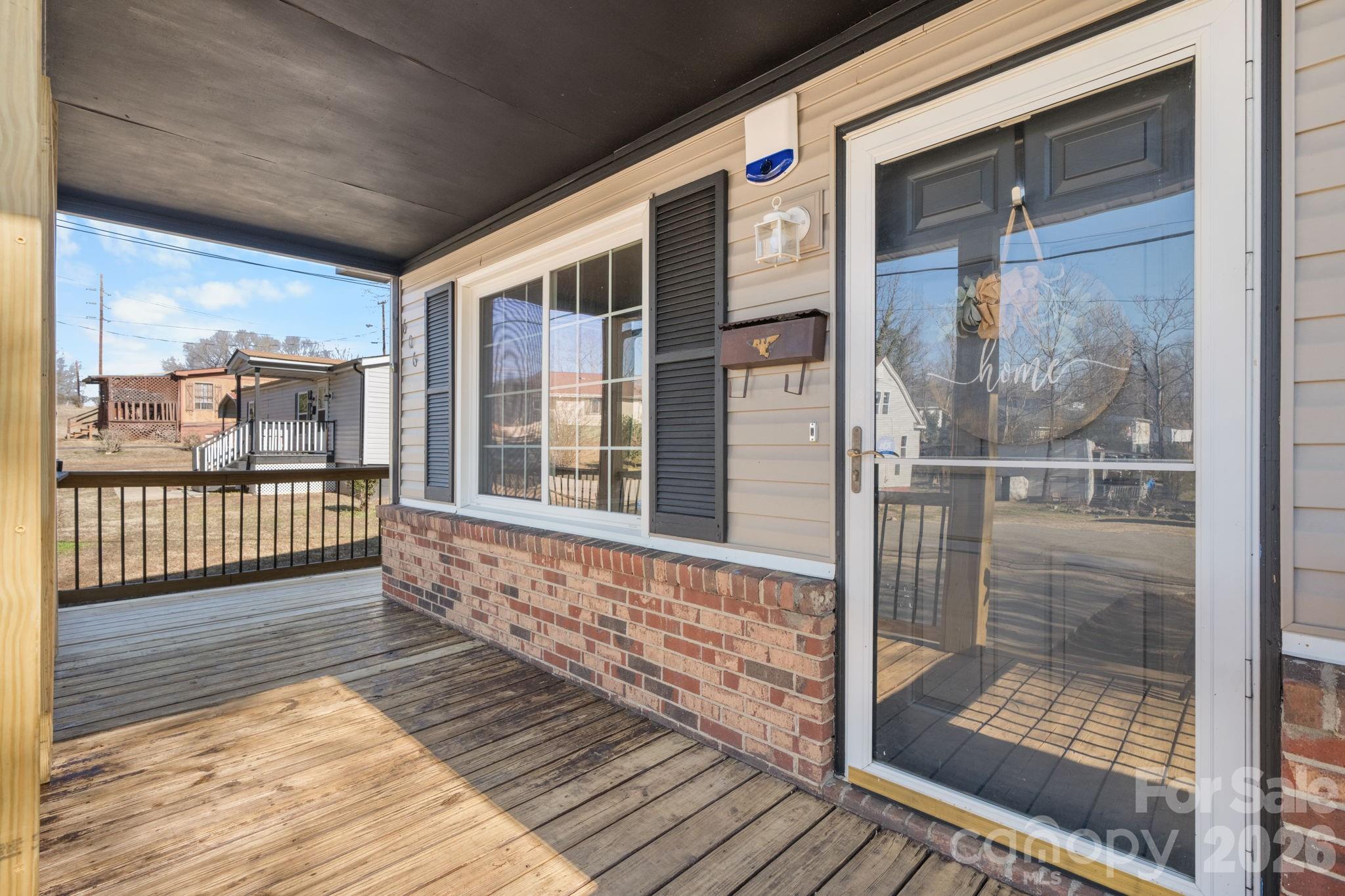 606 Prospect Street NW — Lenoir