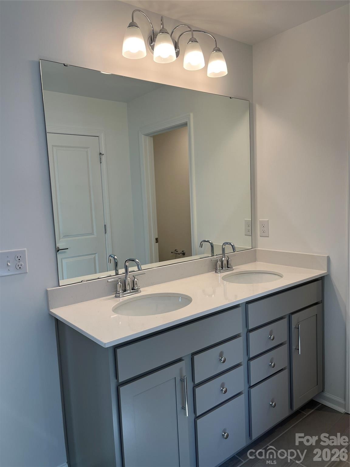 12113 Bradshaw Court — Charlotte