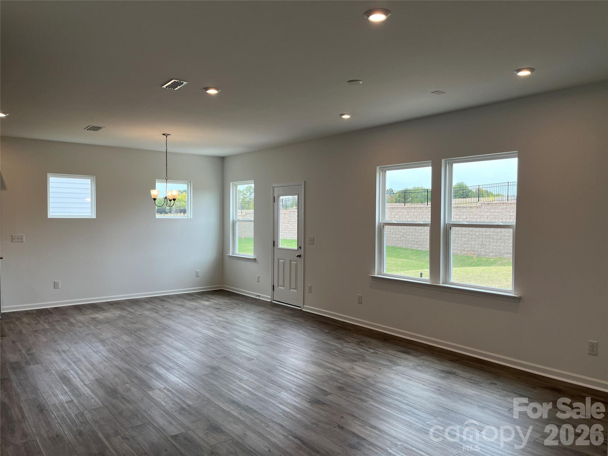 12121 Bradshaw Court — Charlotte