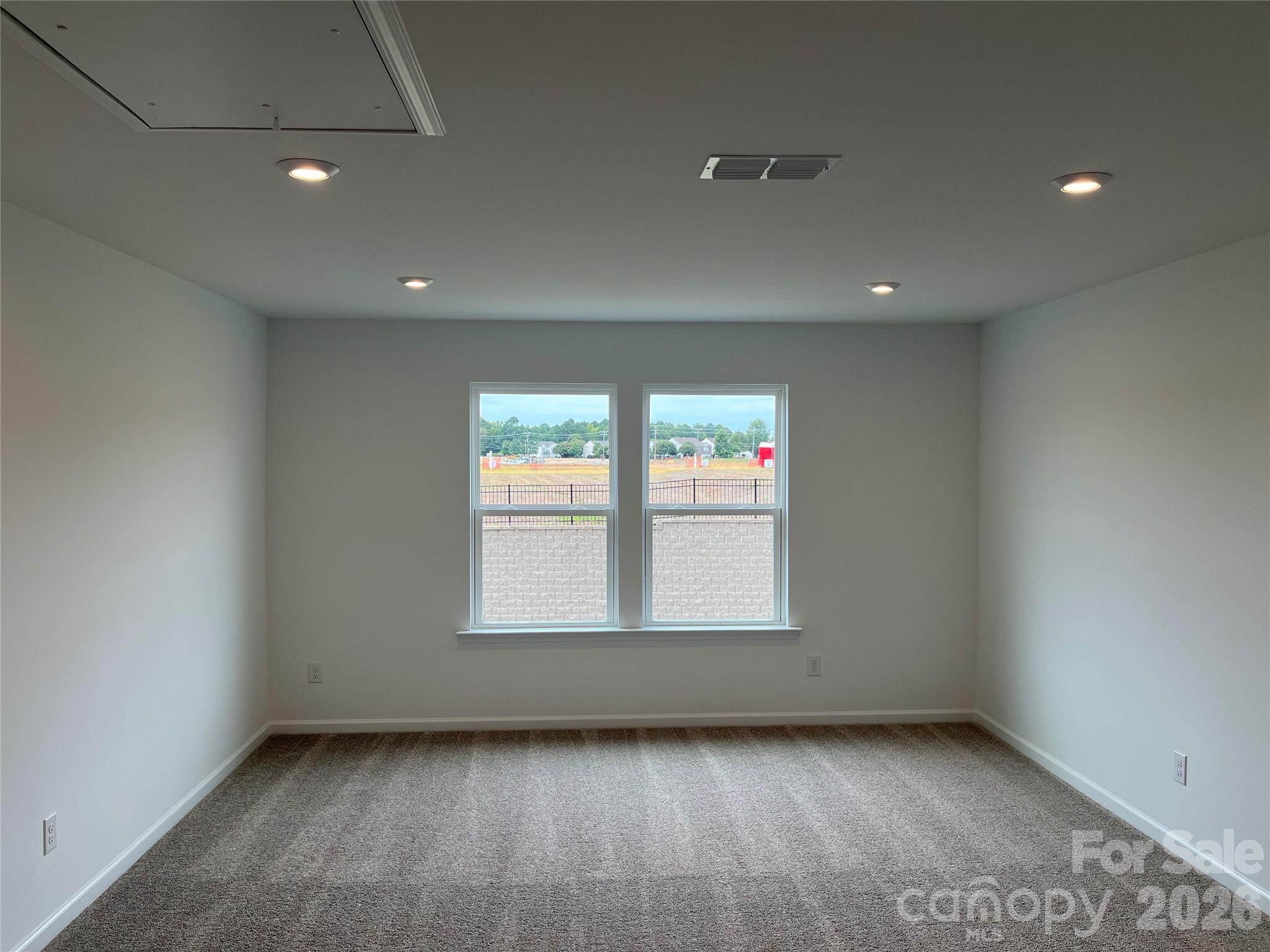 12121 Bradshaw Court — Charlotte