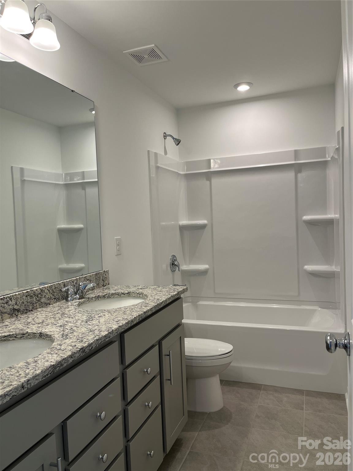 12121 Bradshaw Court — Charlotte