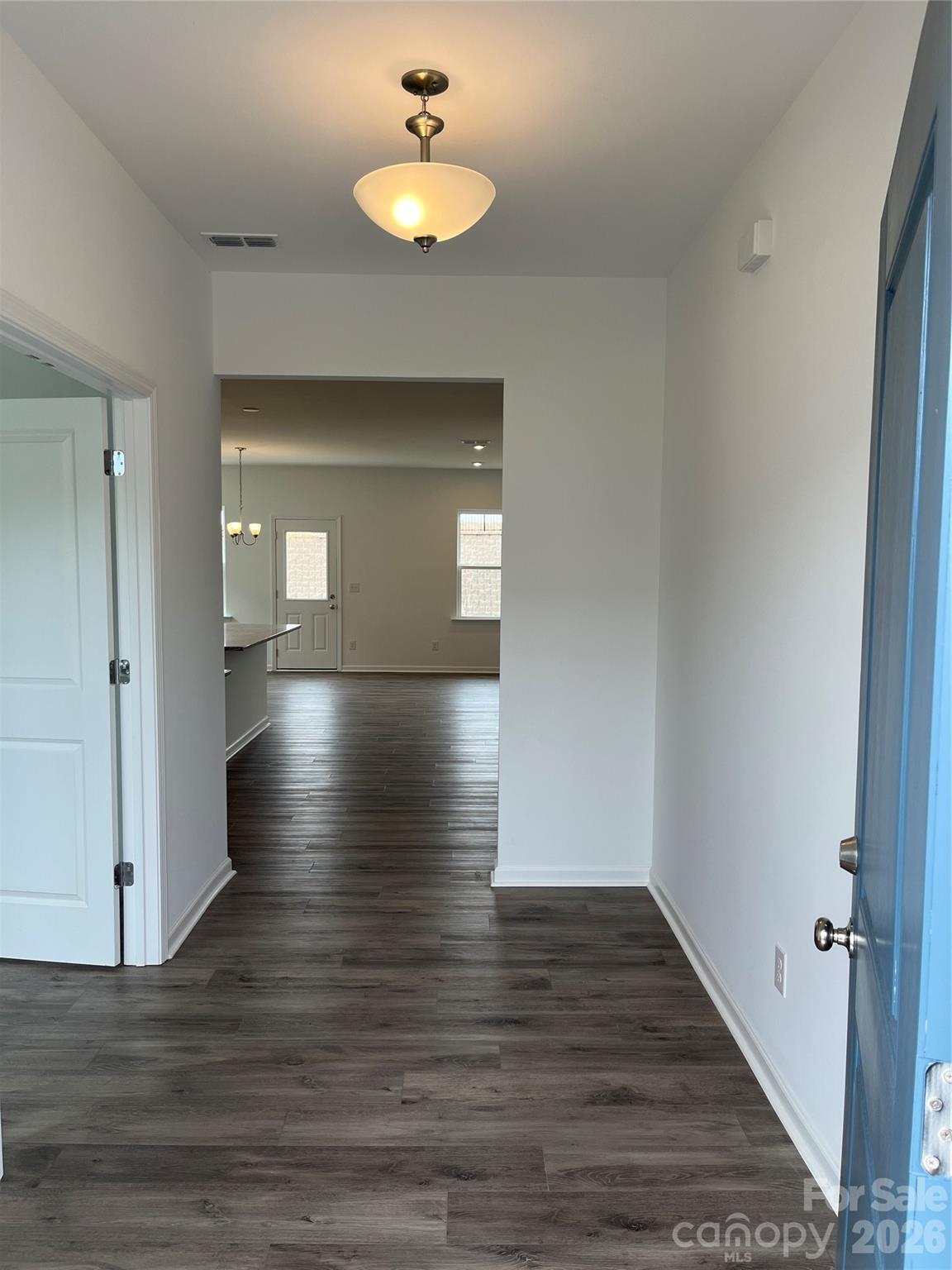 12121 Bradshaw Court — Charlotte