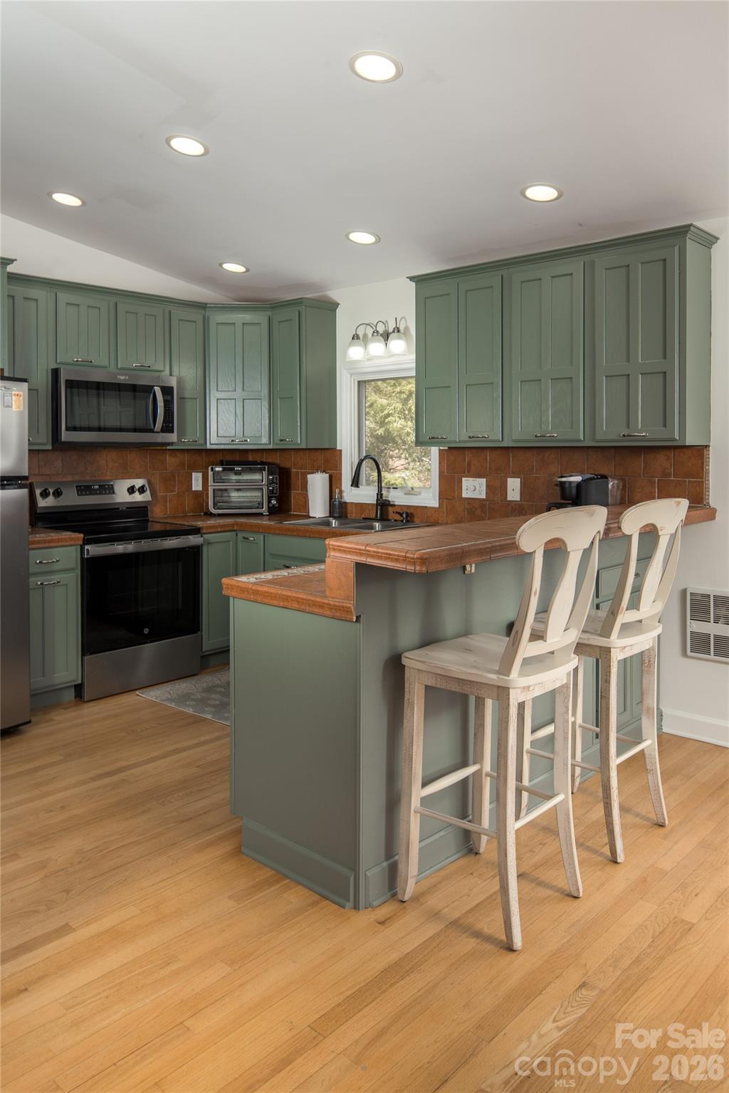 1628 Skyland Drive — Seven Devils