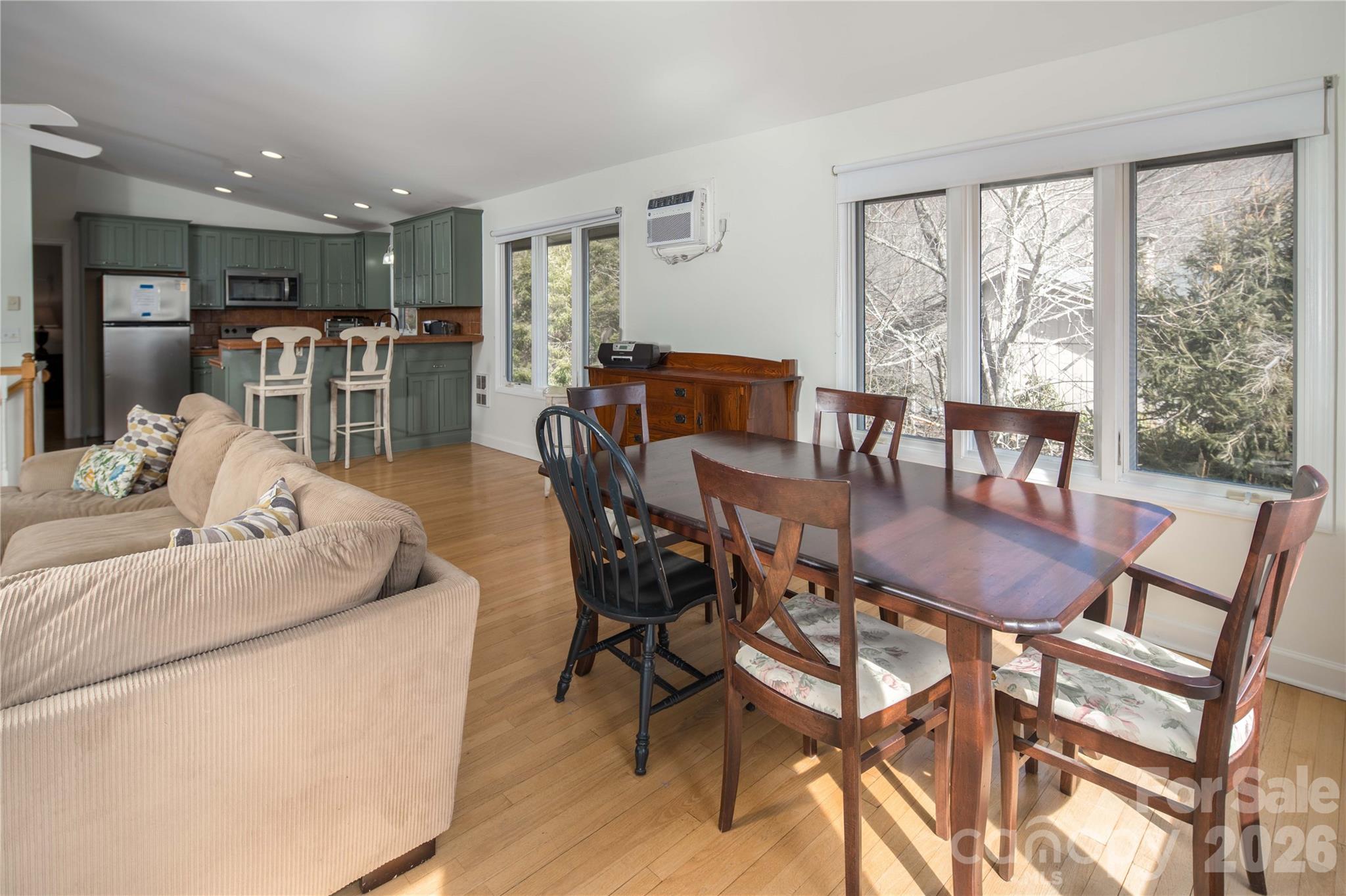 1628 Skyland Drive — Seven Devils