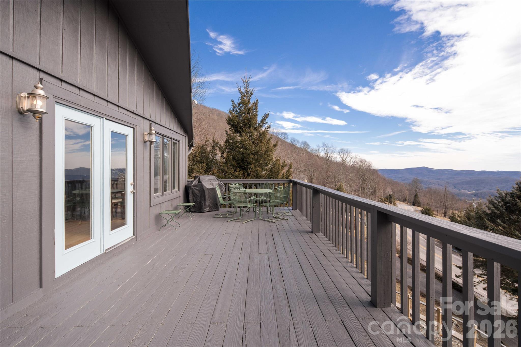 1628 Skyland Drive — Seven Devils