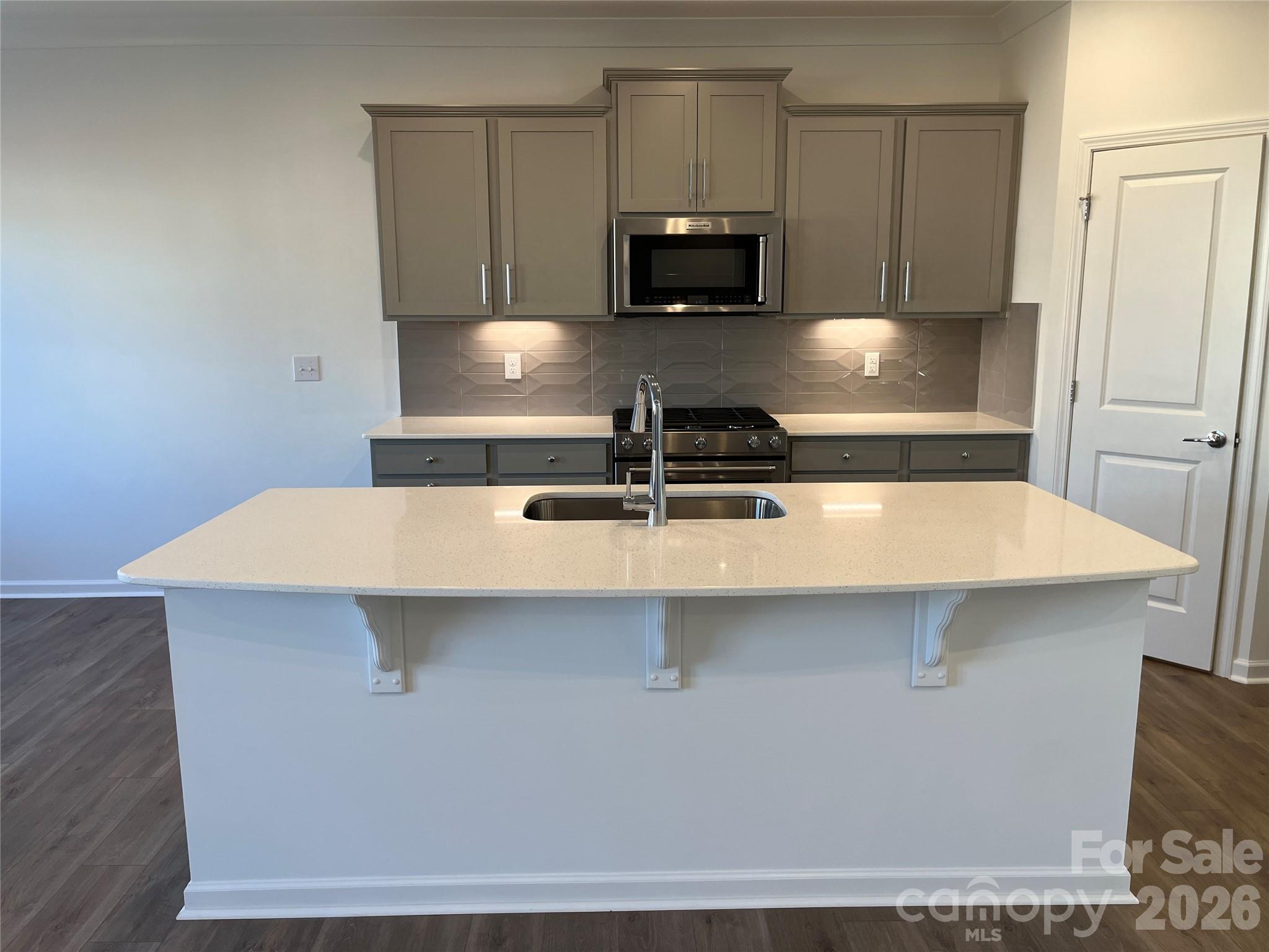 12061 Bradshaw Court — Charlotte
