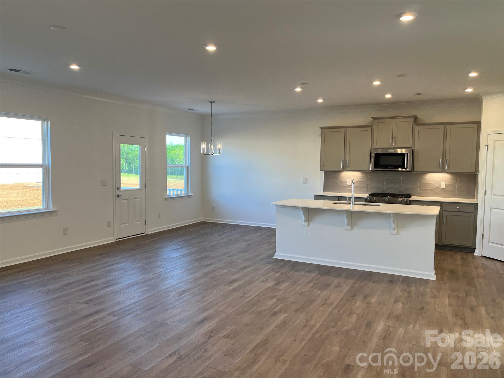 12061 Bradshaw Court — Charlotte