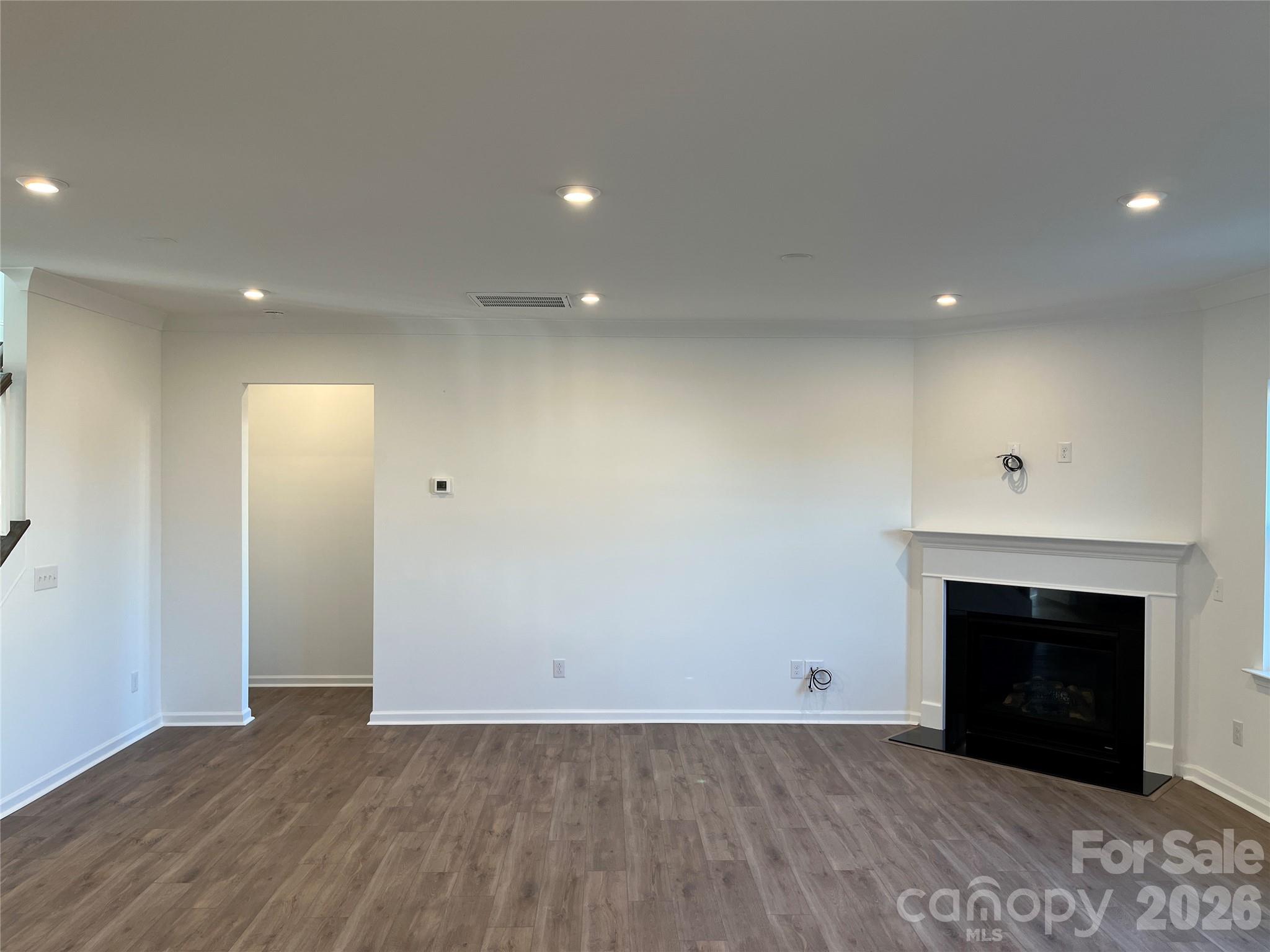 12061 Bradshaw Court — Charlotte