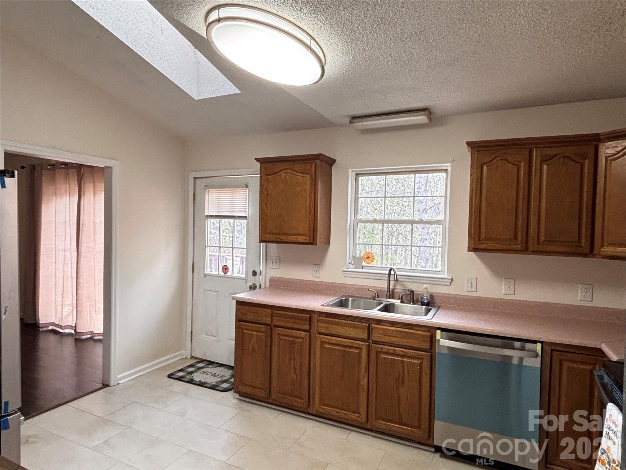 5164 Ralph Winchester Road — Lenoir