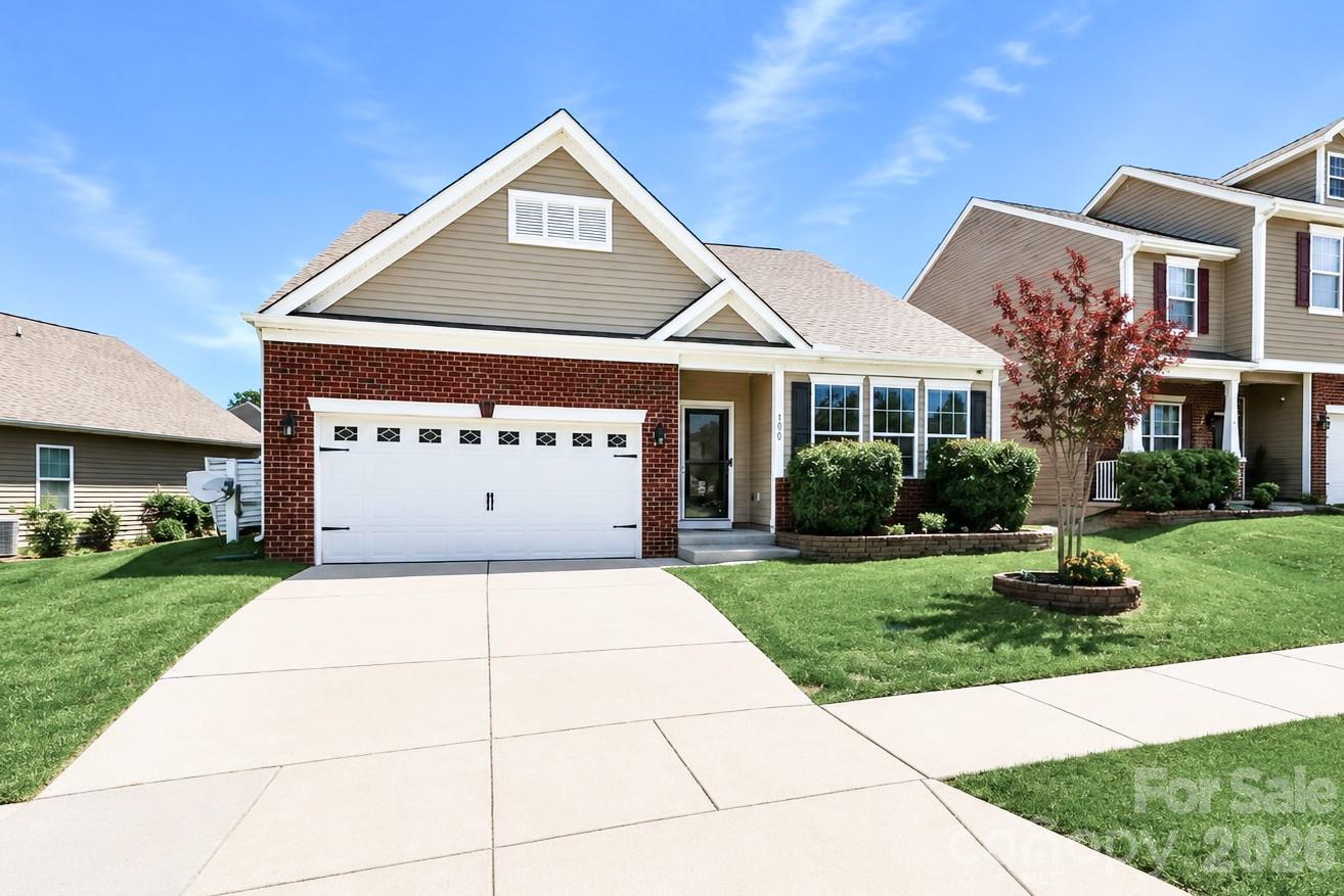 180 N Cromwell Drive — Mooresville