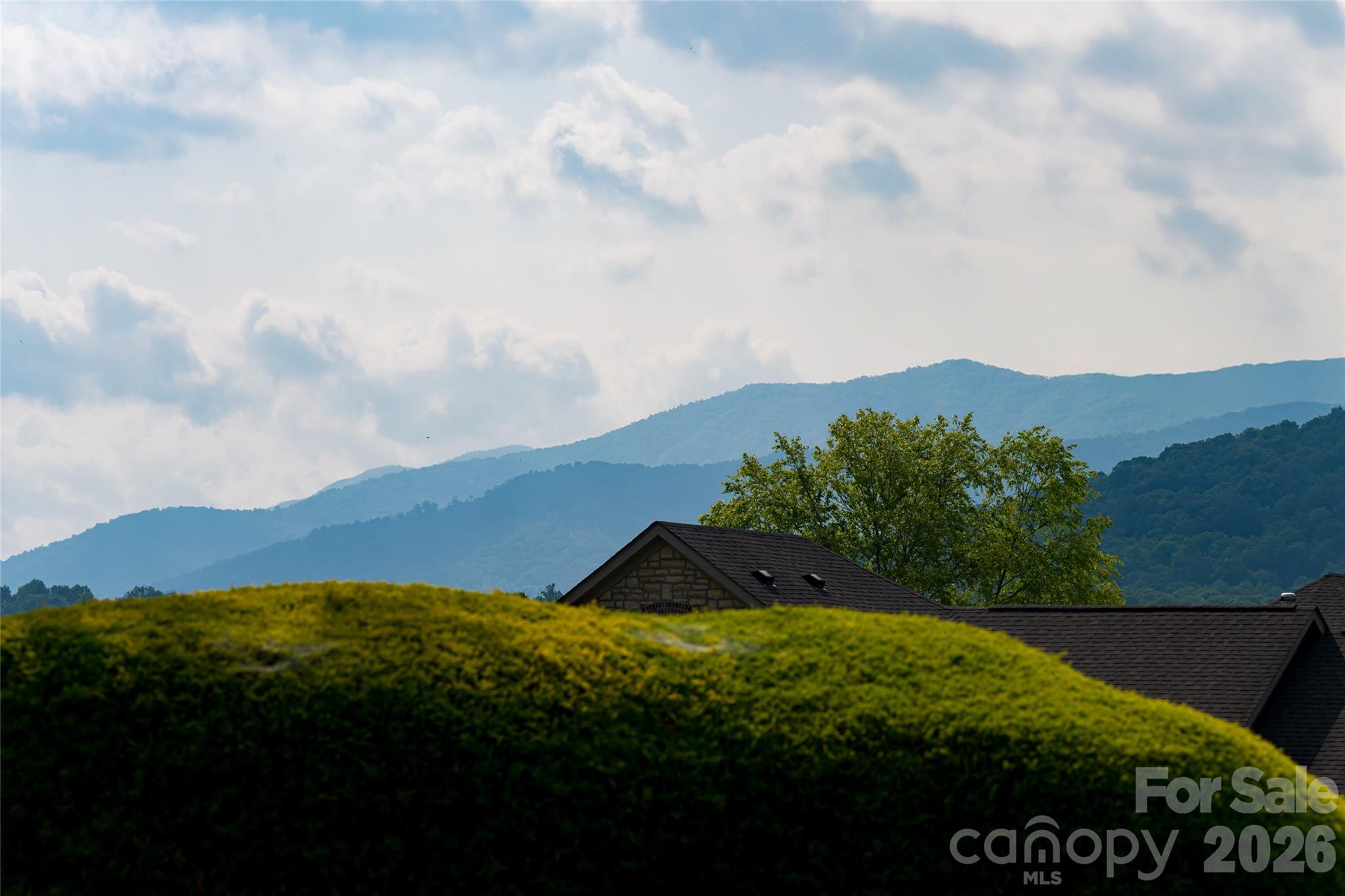 55 Outlook Circle — Swannanoa