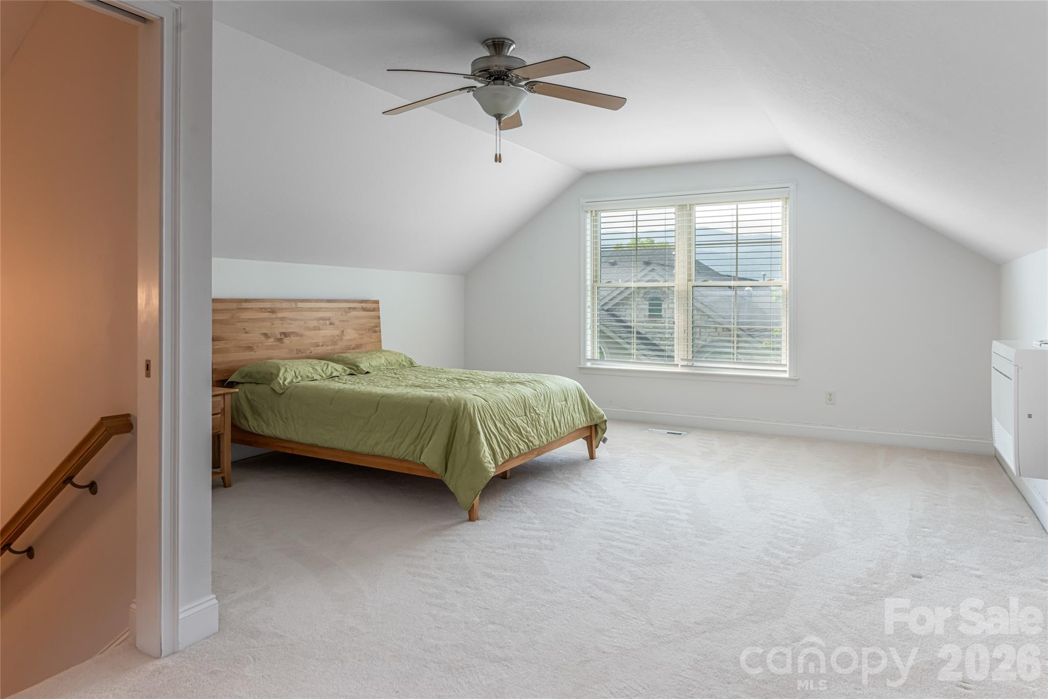 55 Outlook Circle — Swannanoa