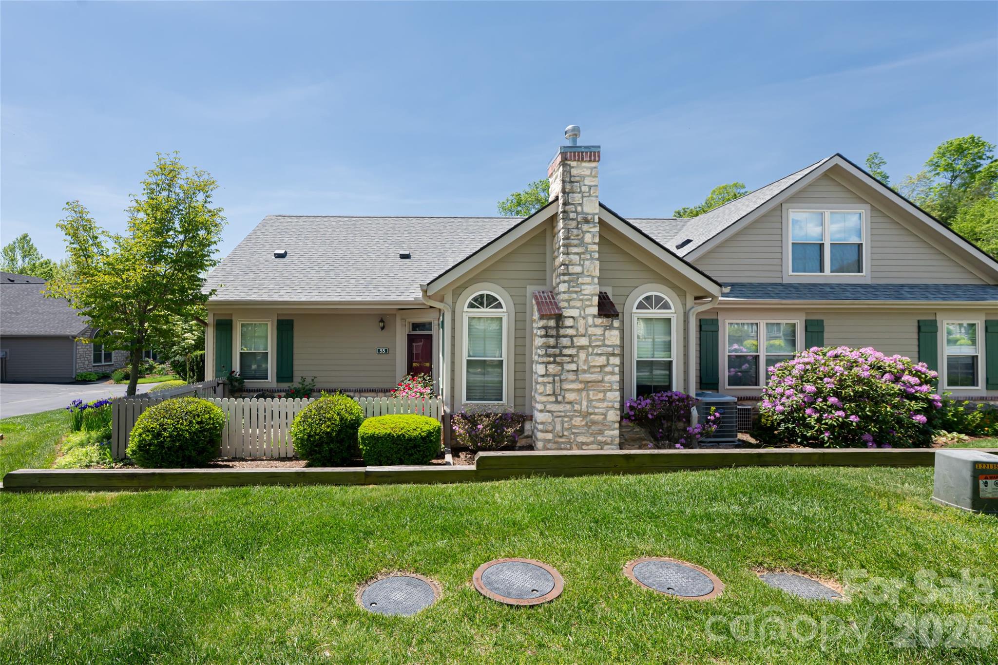 55 Outlook Circle — Swannanoa