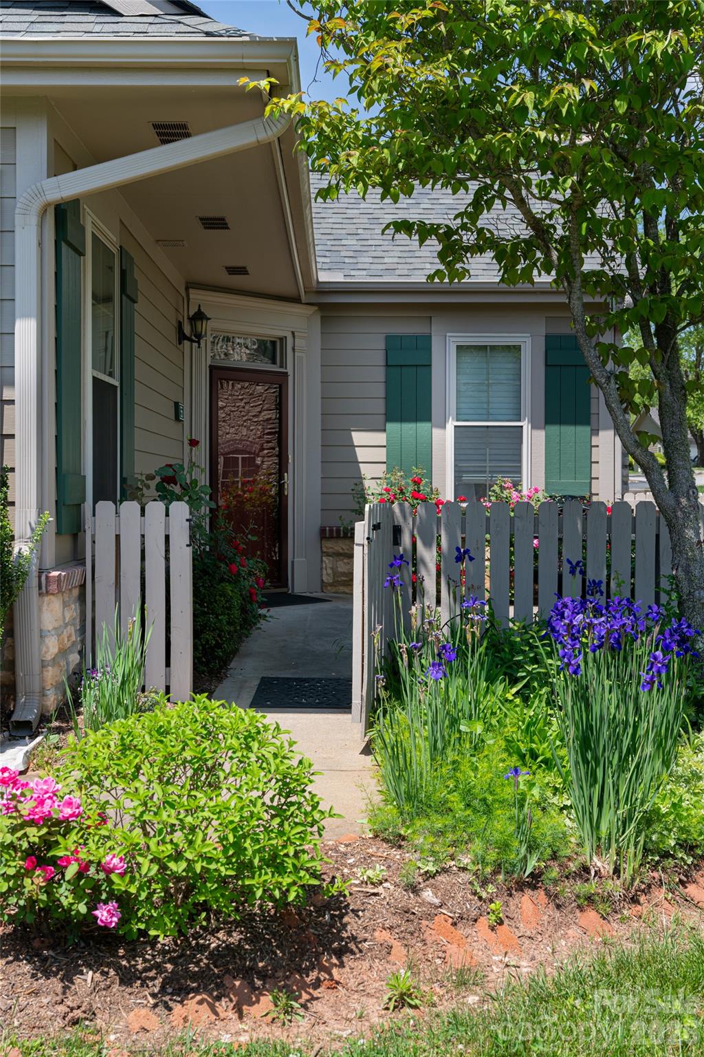 55 Outlook Circle — Swannanoa