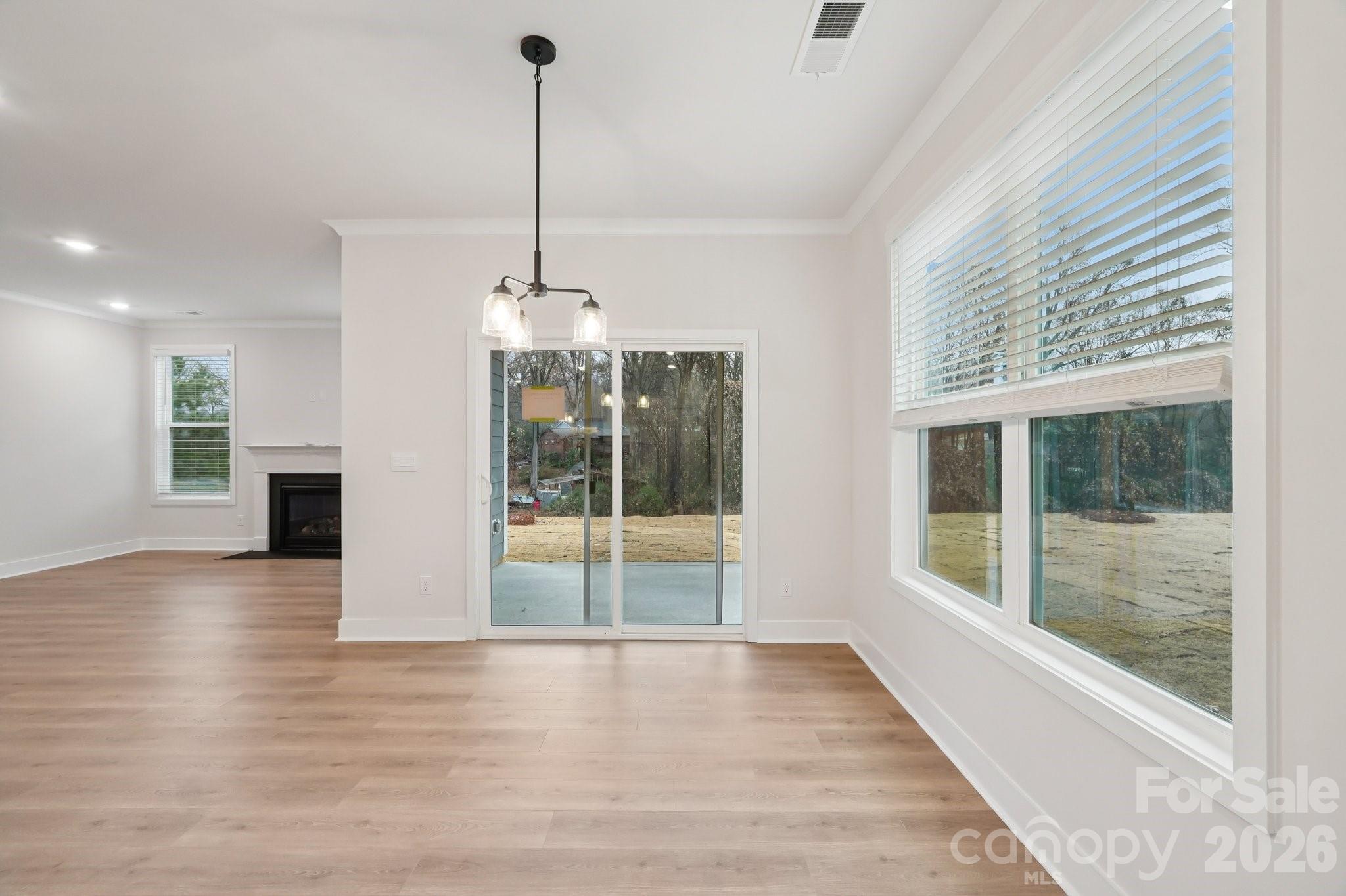 9107 Carver Avenue — Huntersville