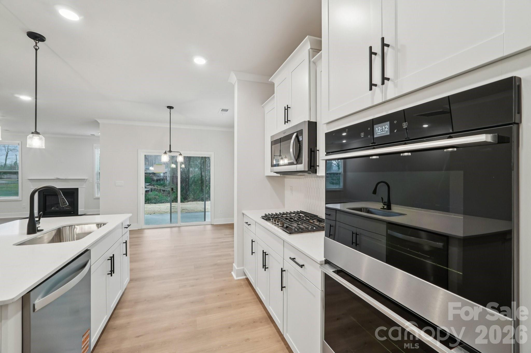 9107 Carver Avenue — Huntersville