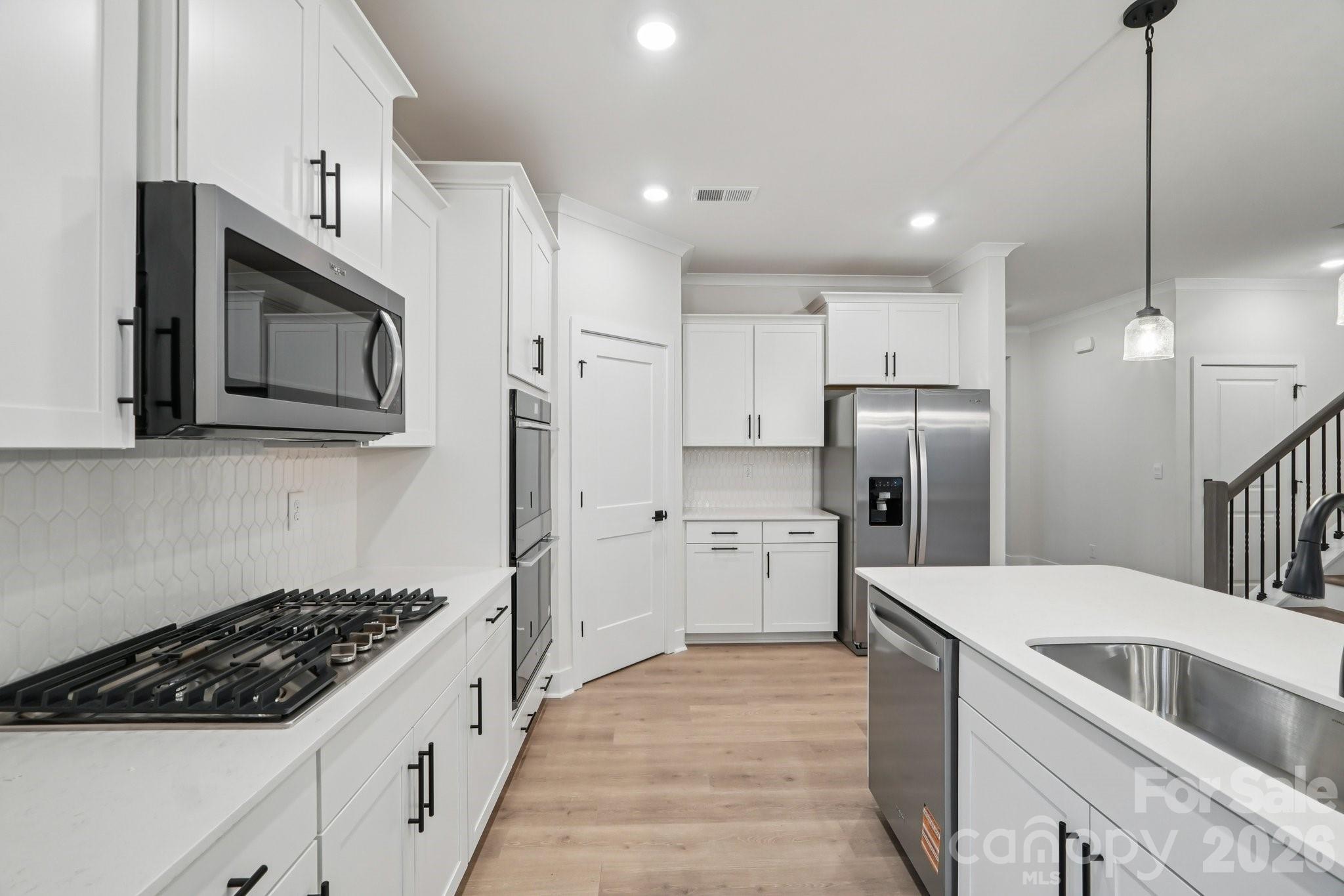 9107 Carver Avenue — Huntersville