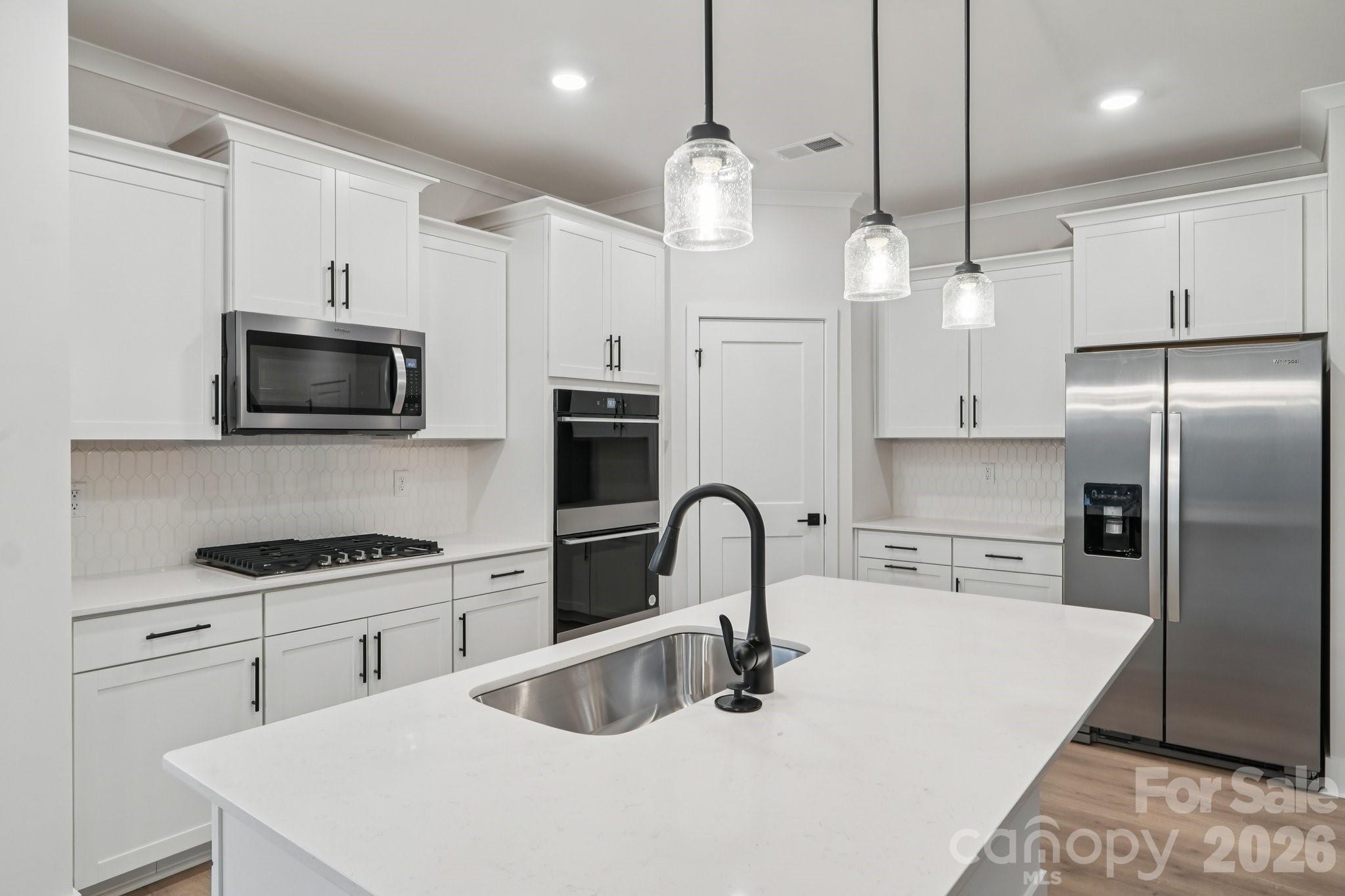 9107 Carver Avenue — Huntersville