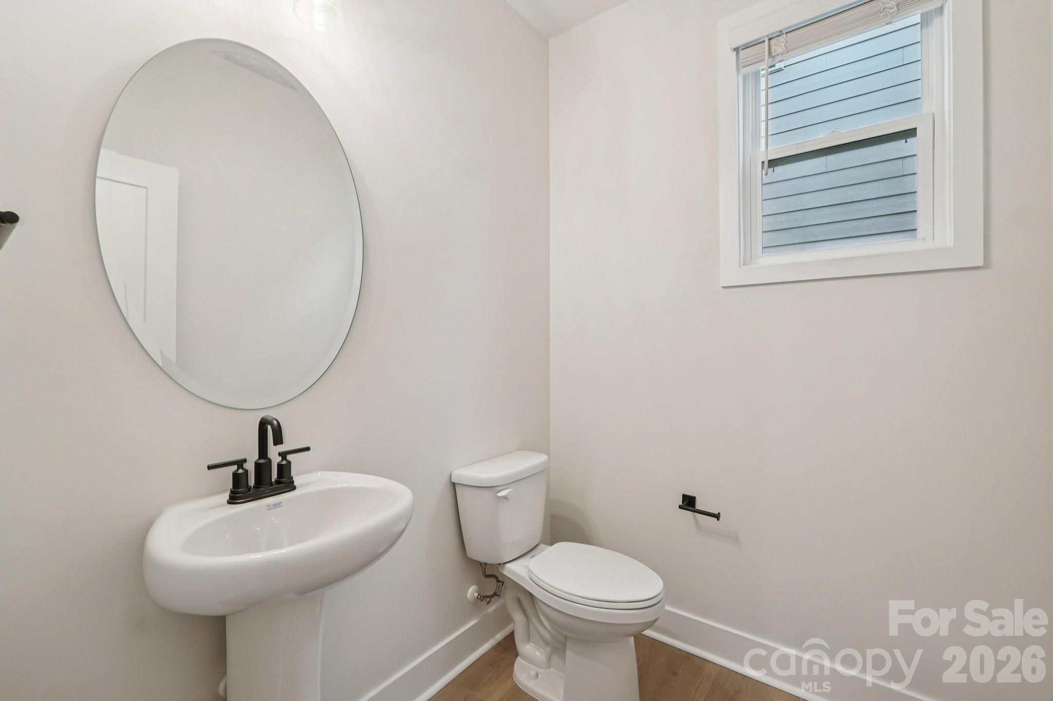 9107 Carver Avenue — Huntersville