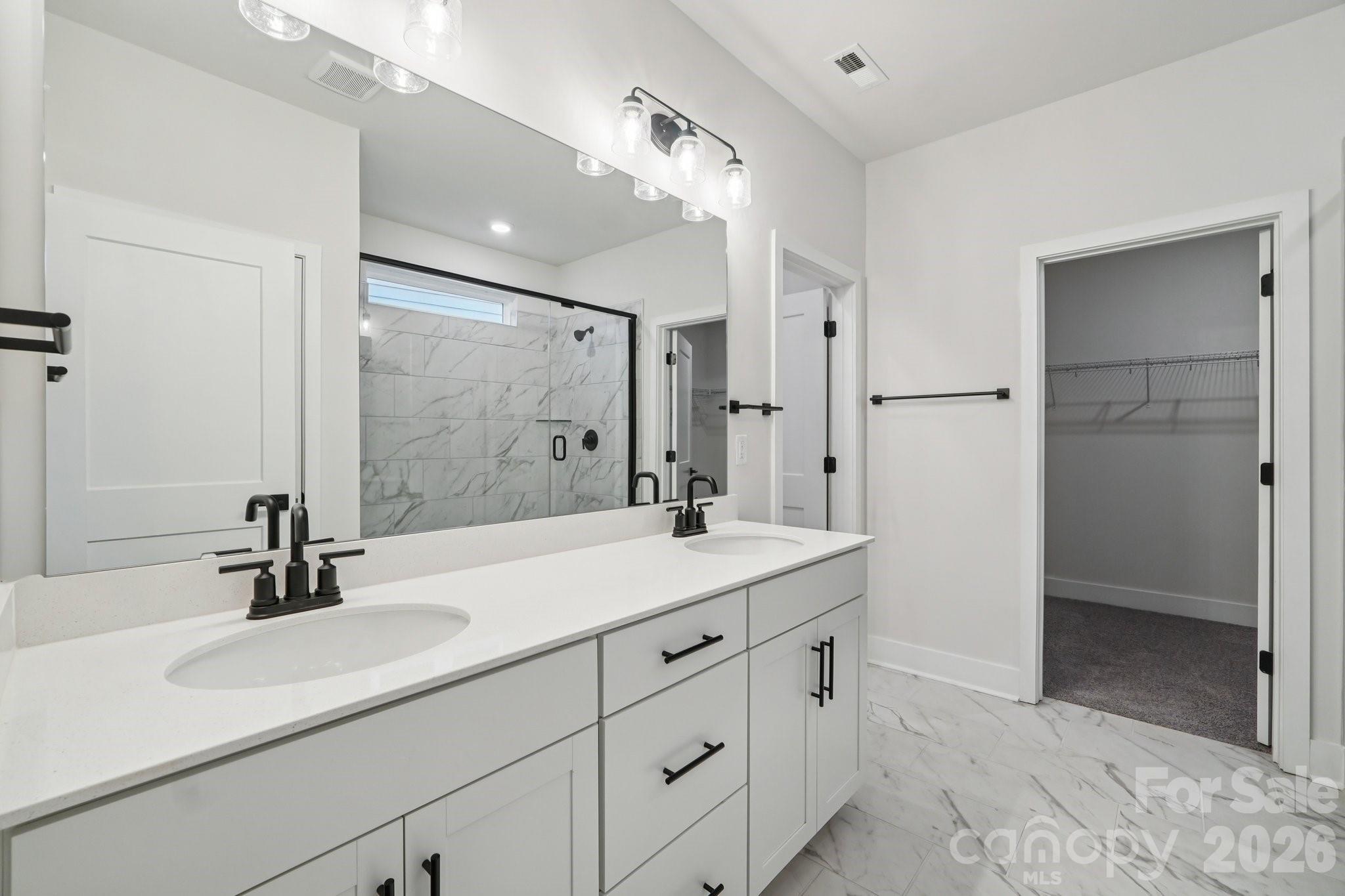 9107 Carver Avenue — Huntersville