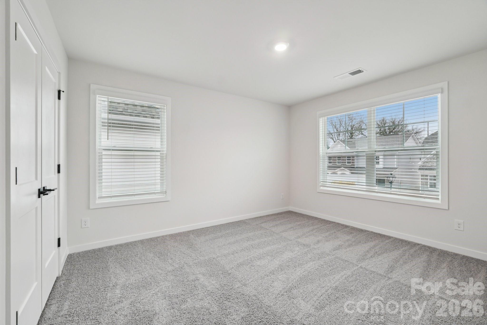 9107 Carver Avenue — Huntersville