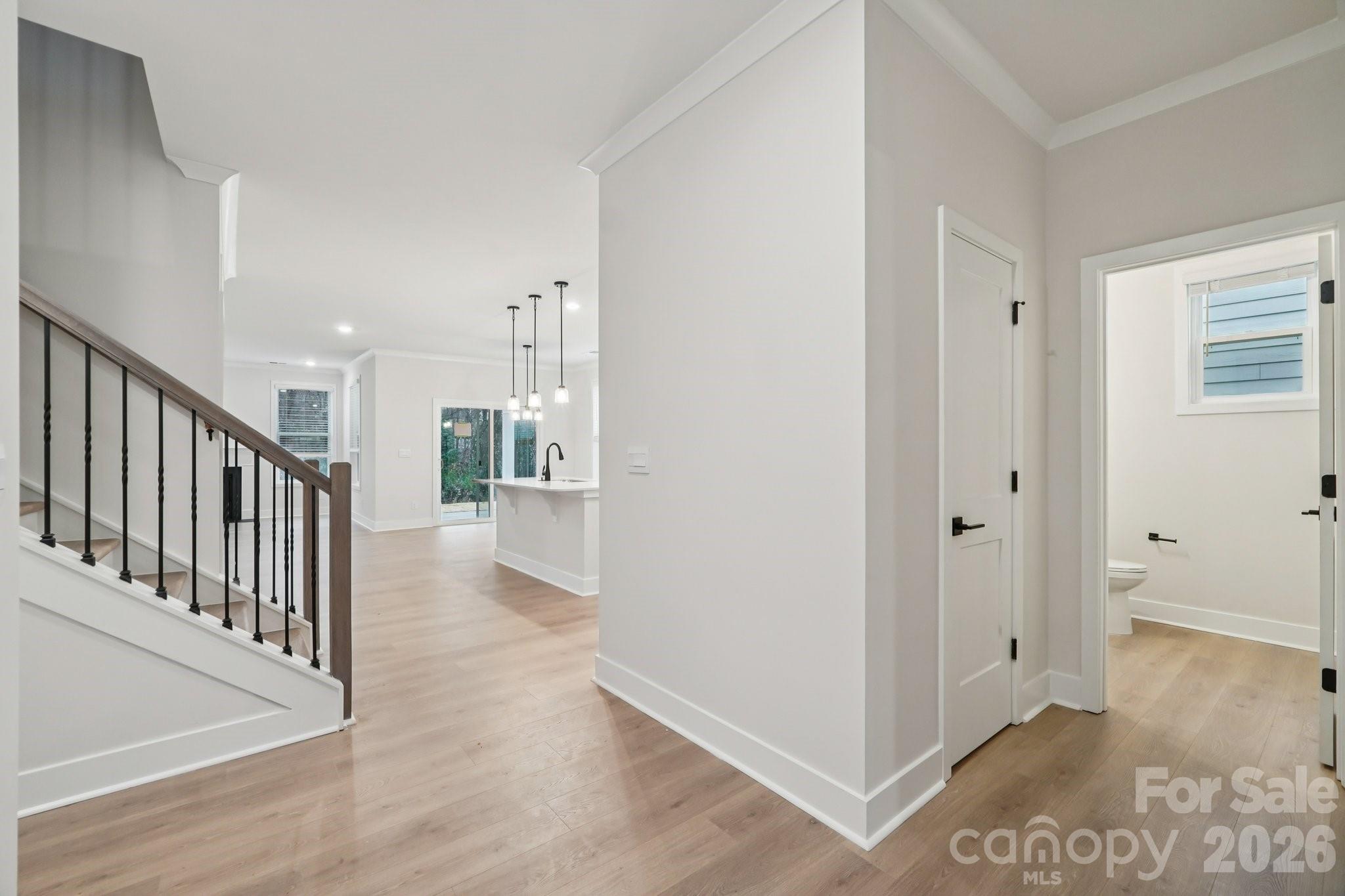 9107 Carver Avenue — Huntersville