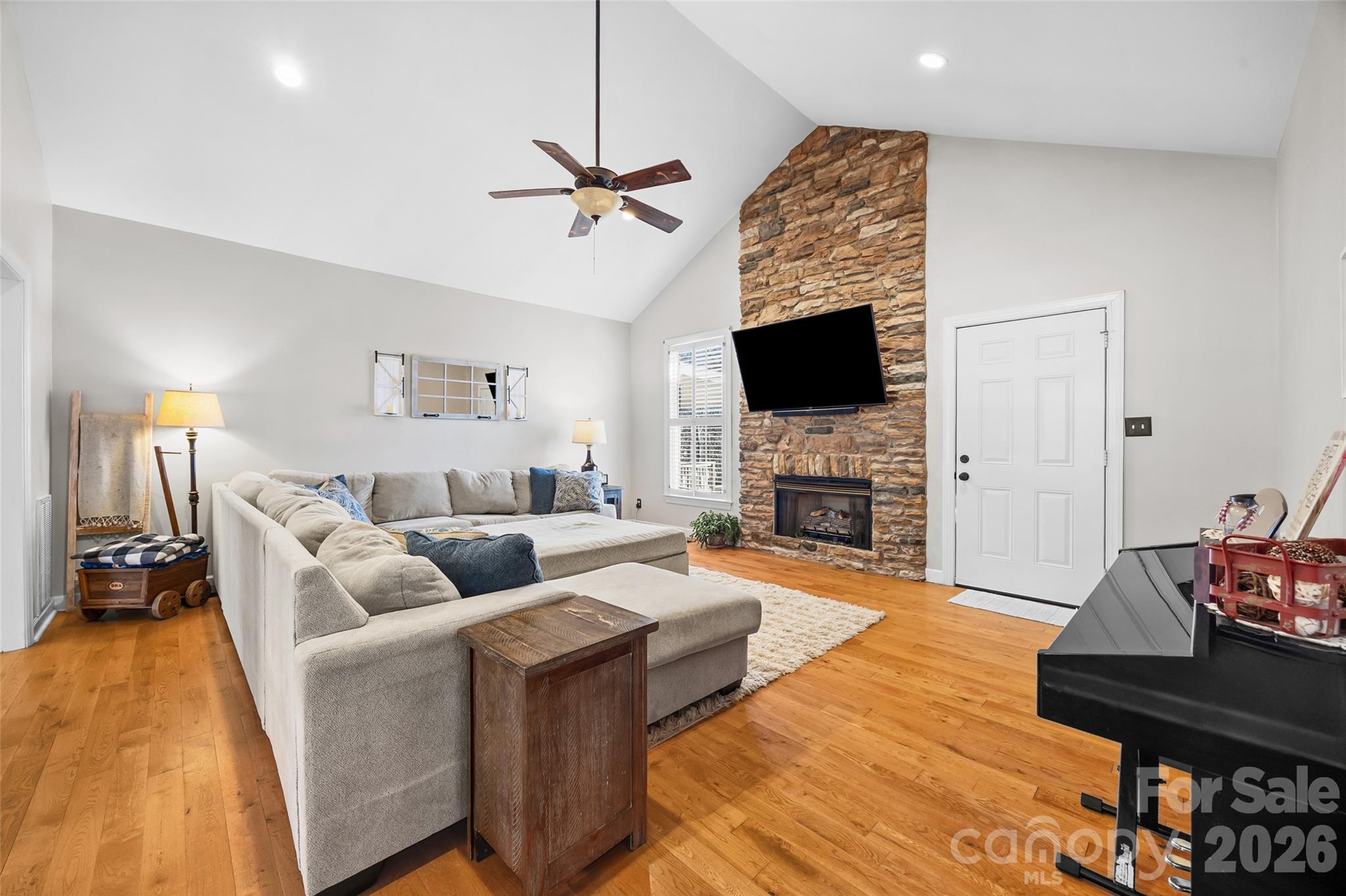 3470 Victorian Hills Drive #32 — Richburg