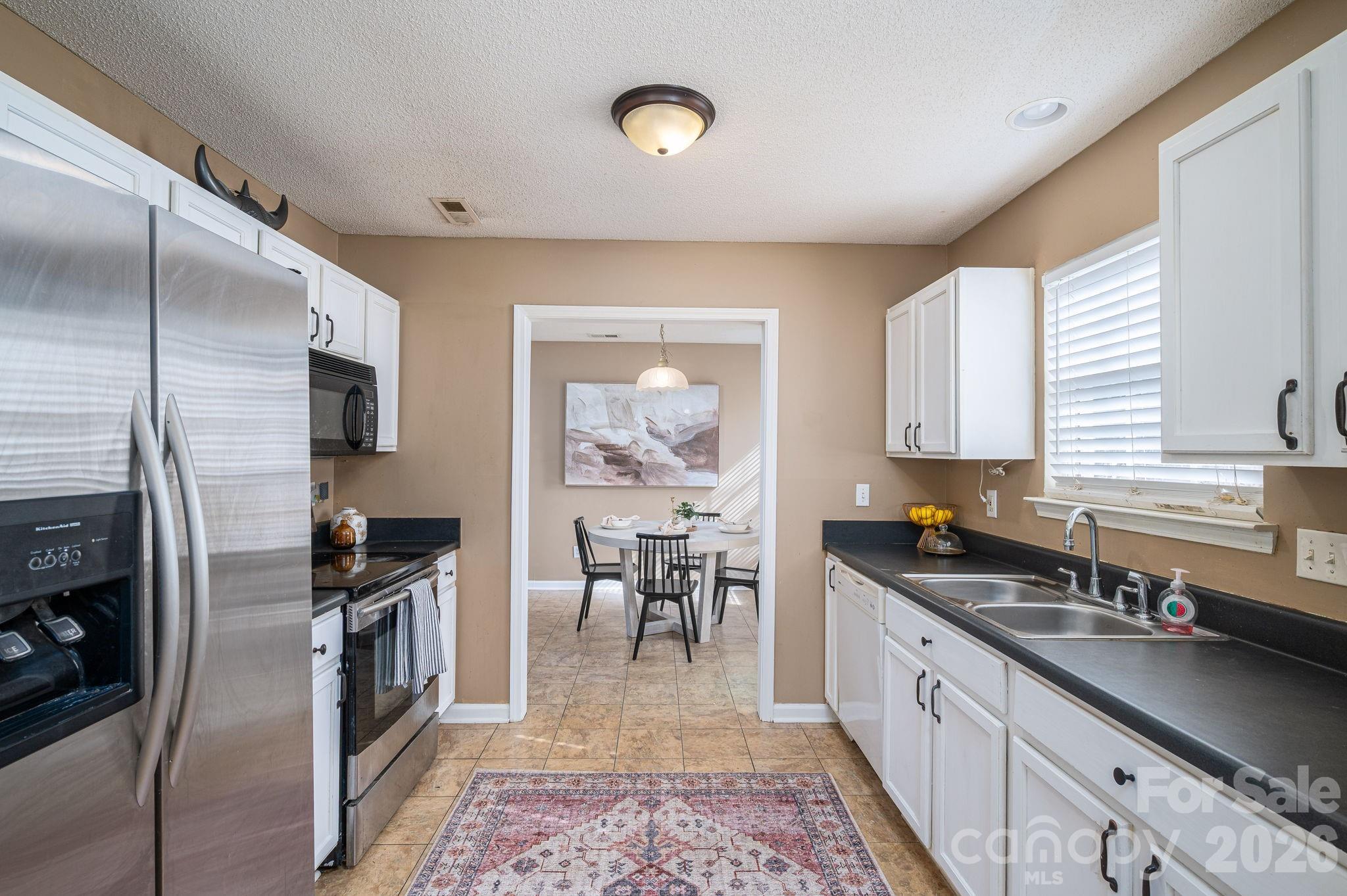 1434 Swaying Branch Lane — Clover