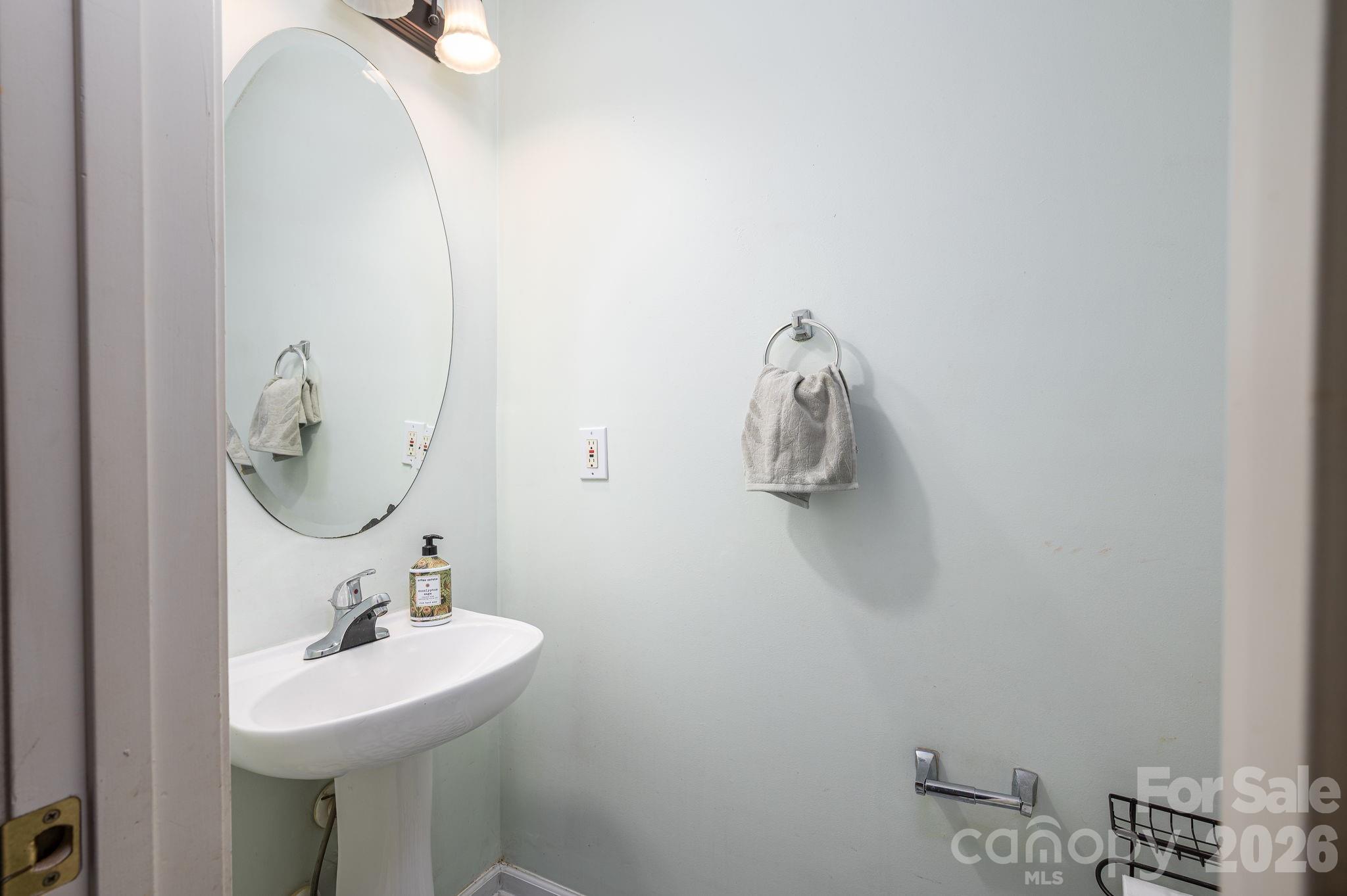 1434 Swaying Branch Lane — Clover