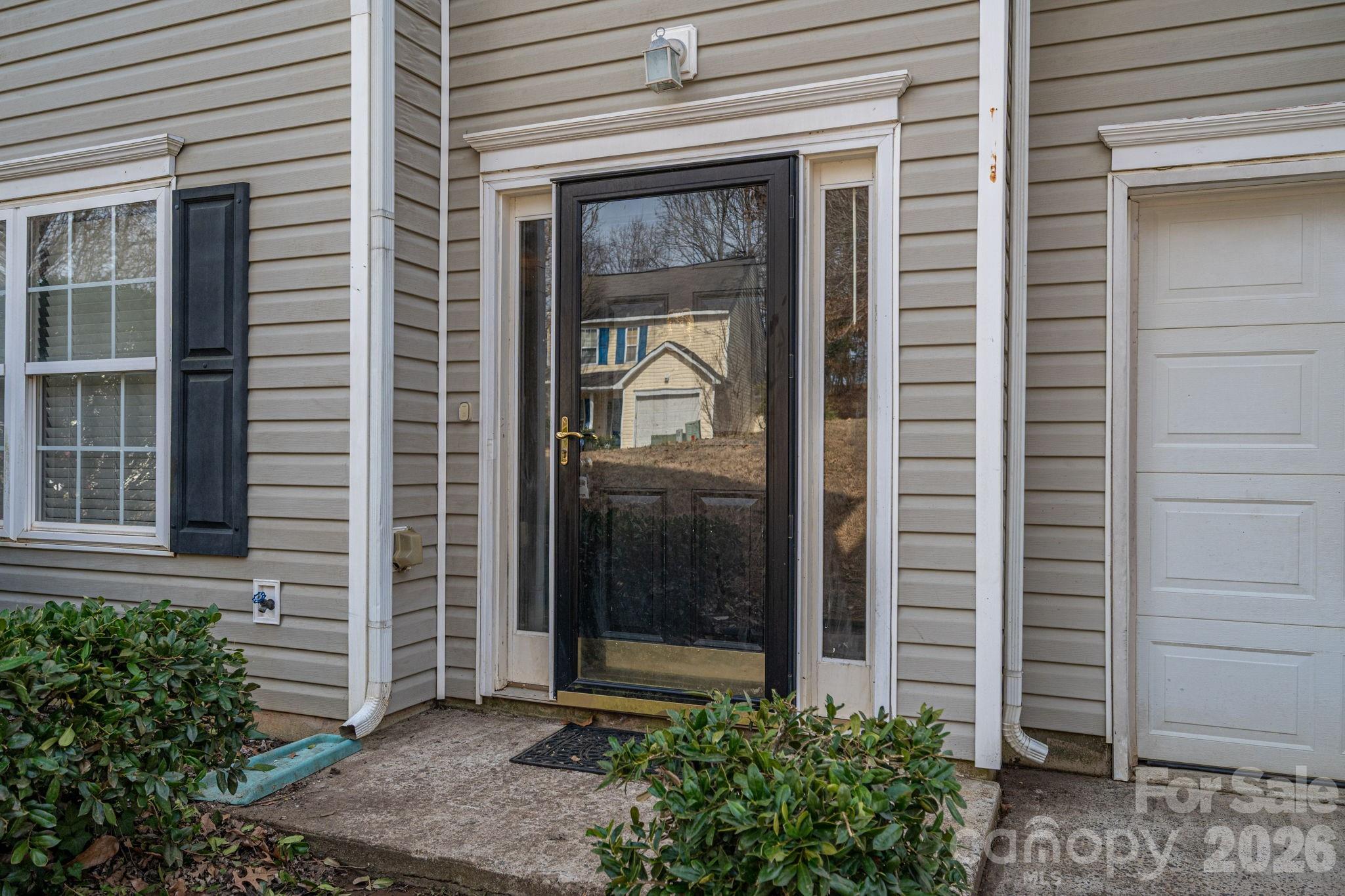 1434 Swaying Branch Lane — Clover