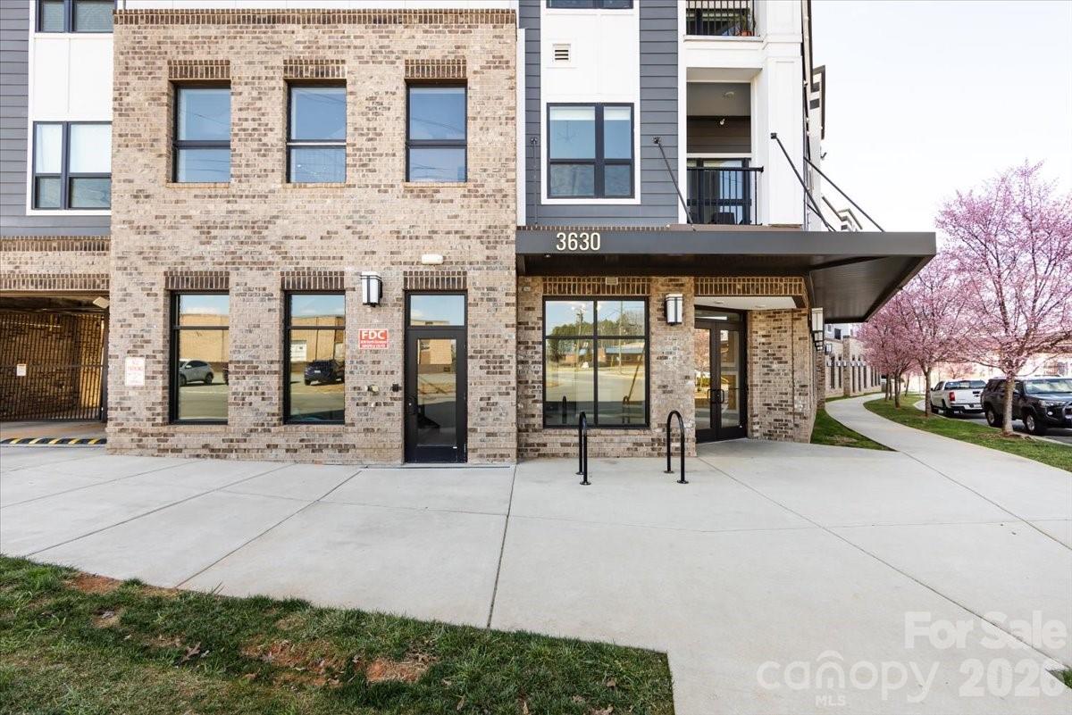 3630 N Davidson Street — Charlotte