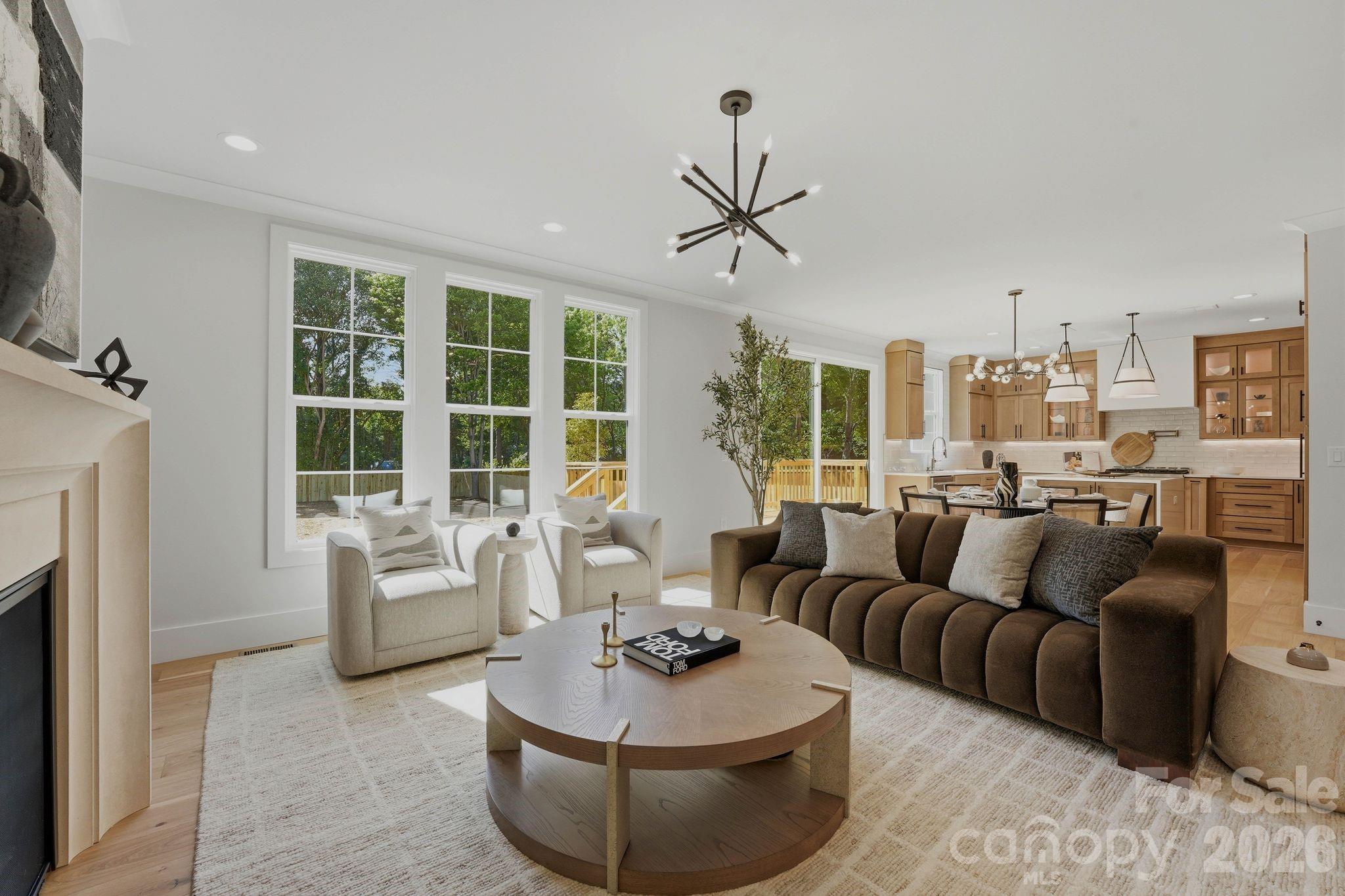 1637 Longfellow Street — Charlotte