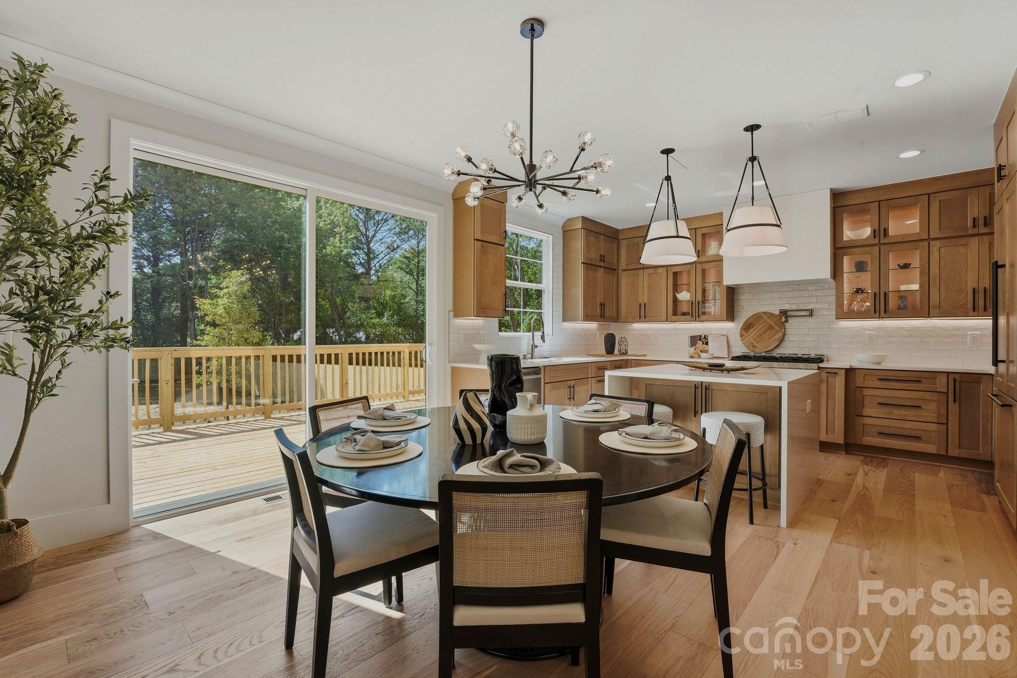1637 Longfellow Street — Charlotte