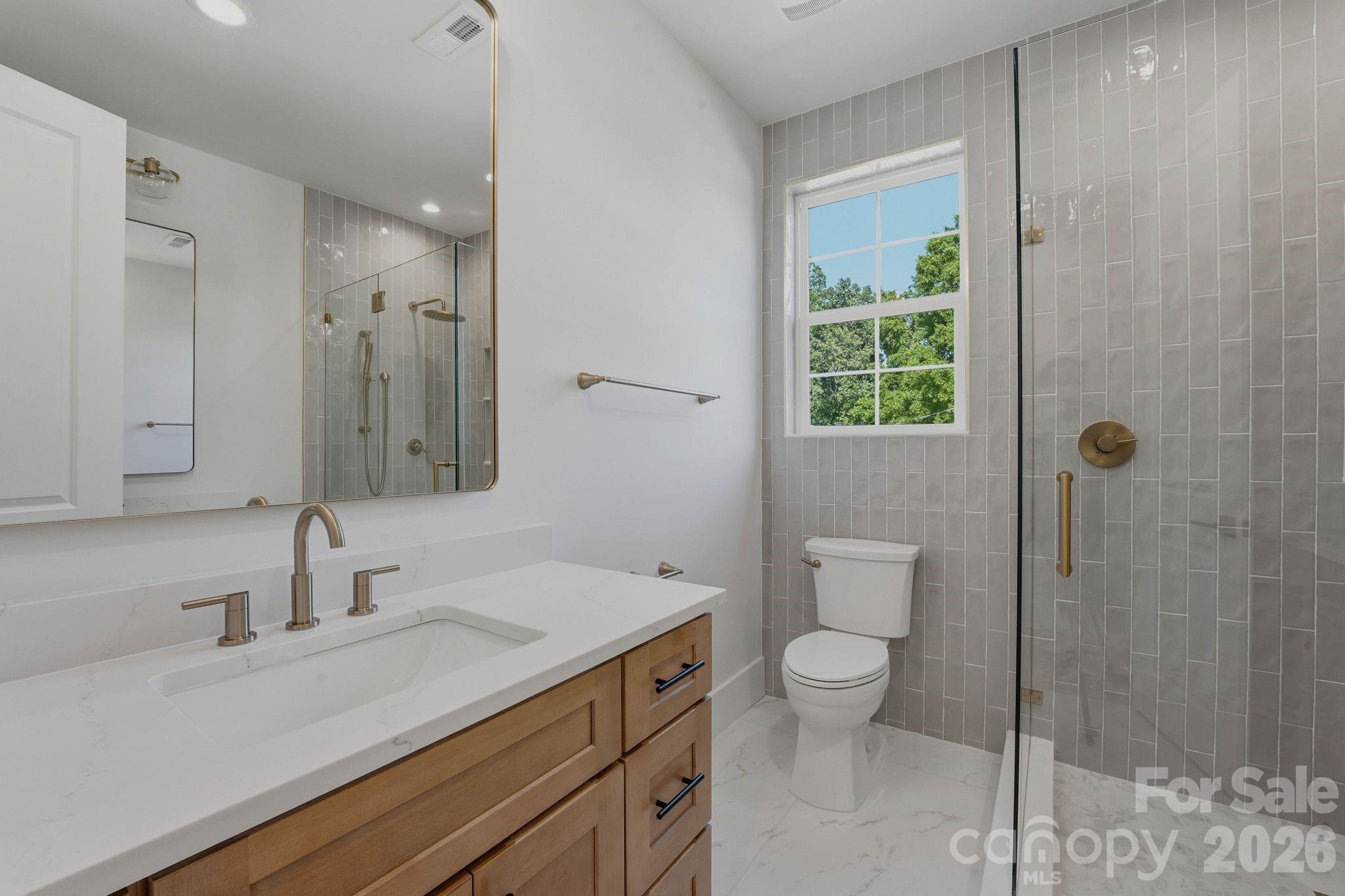 1637 Longfellow Street — Charlotte