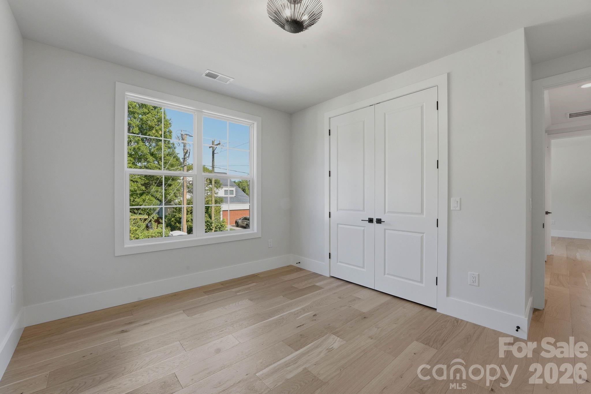 1637 Longfellow Street — Charlotte