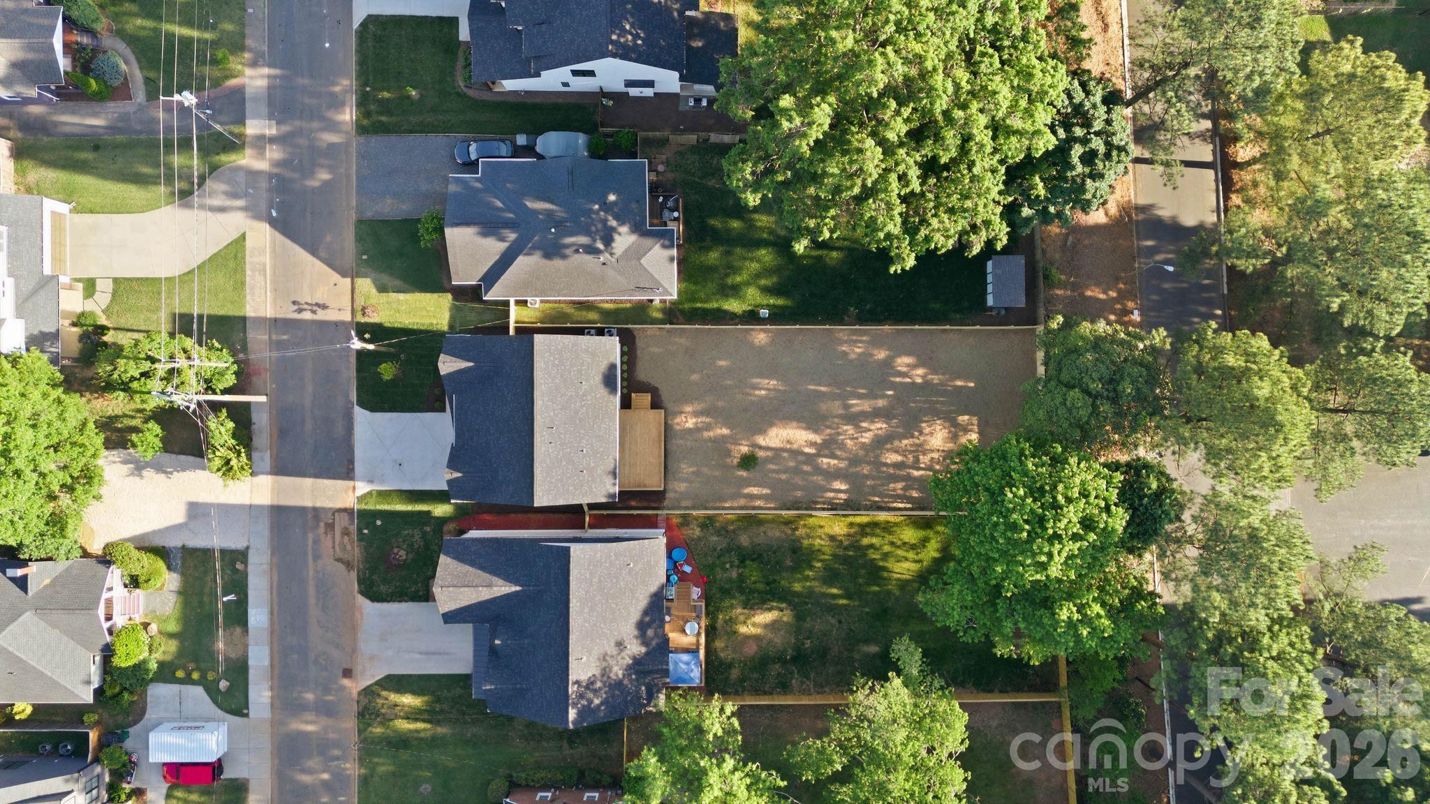 1637 Longfellow Street — Charlotte