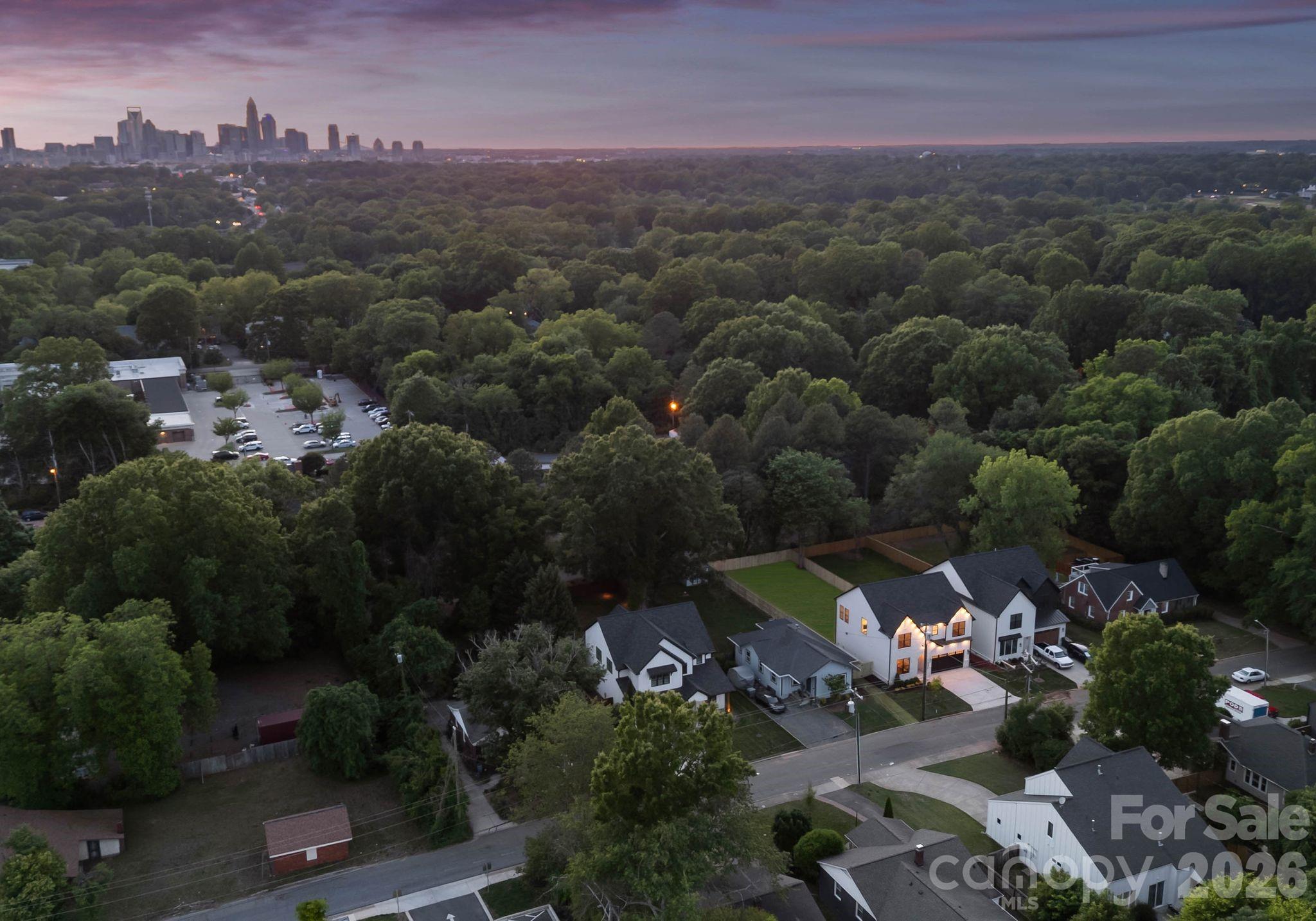 1637 Longfellow Street — Charlotte