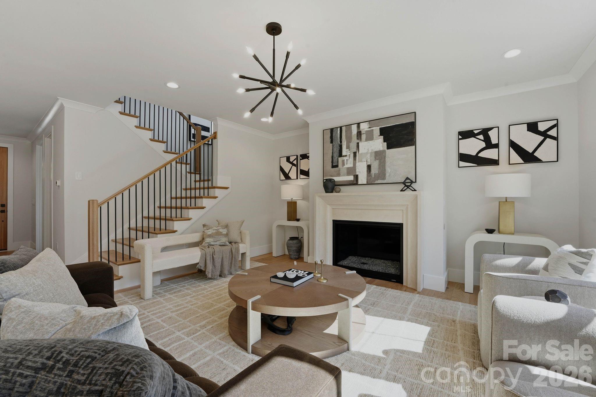 1637 Longfellow Street — Charlotte