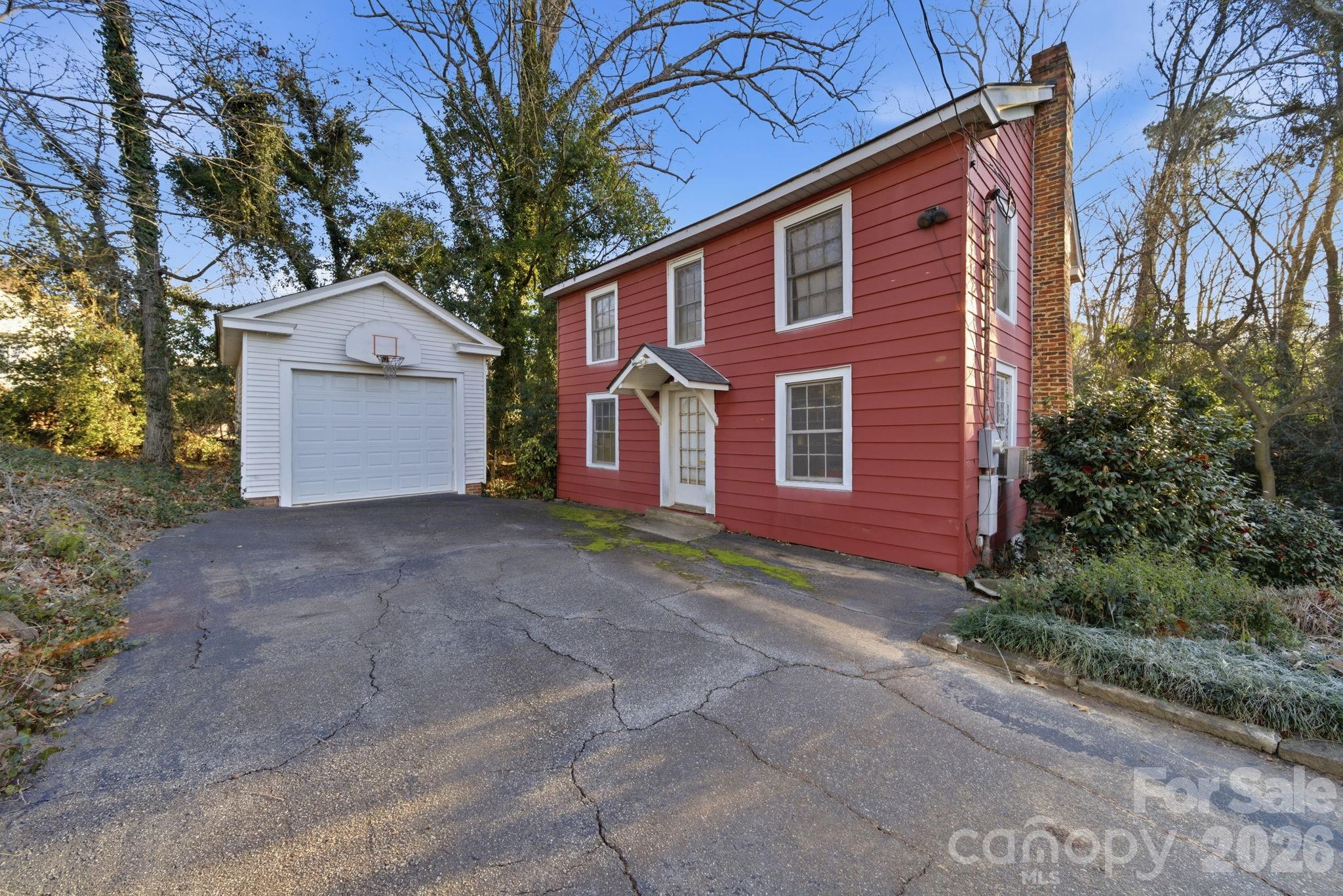 515 Camden Road — Wadesboro