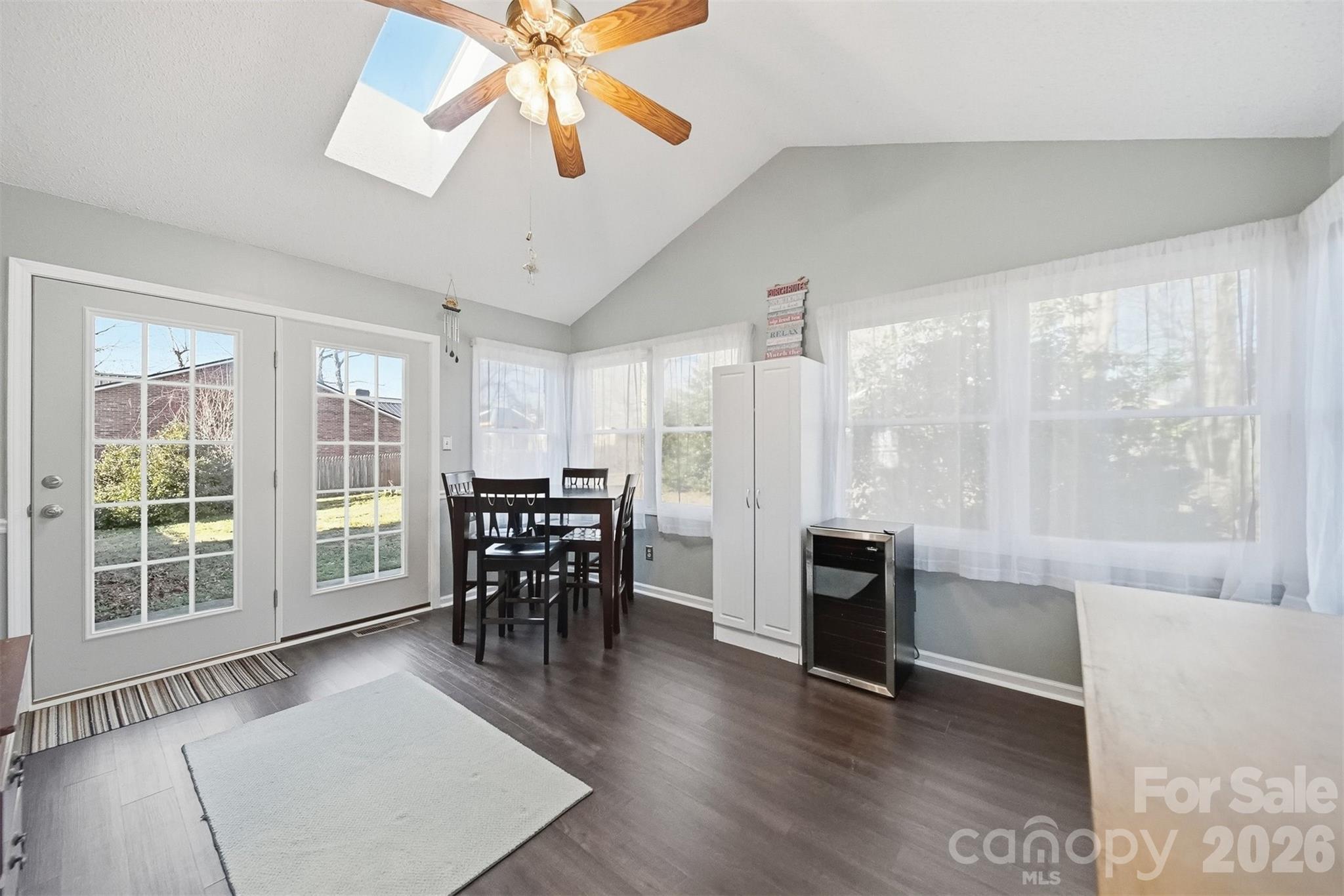 5216 Bethel Church Road — Hickory