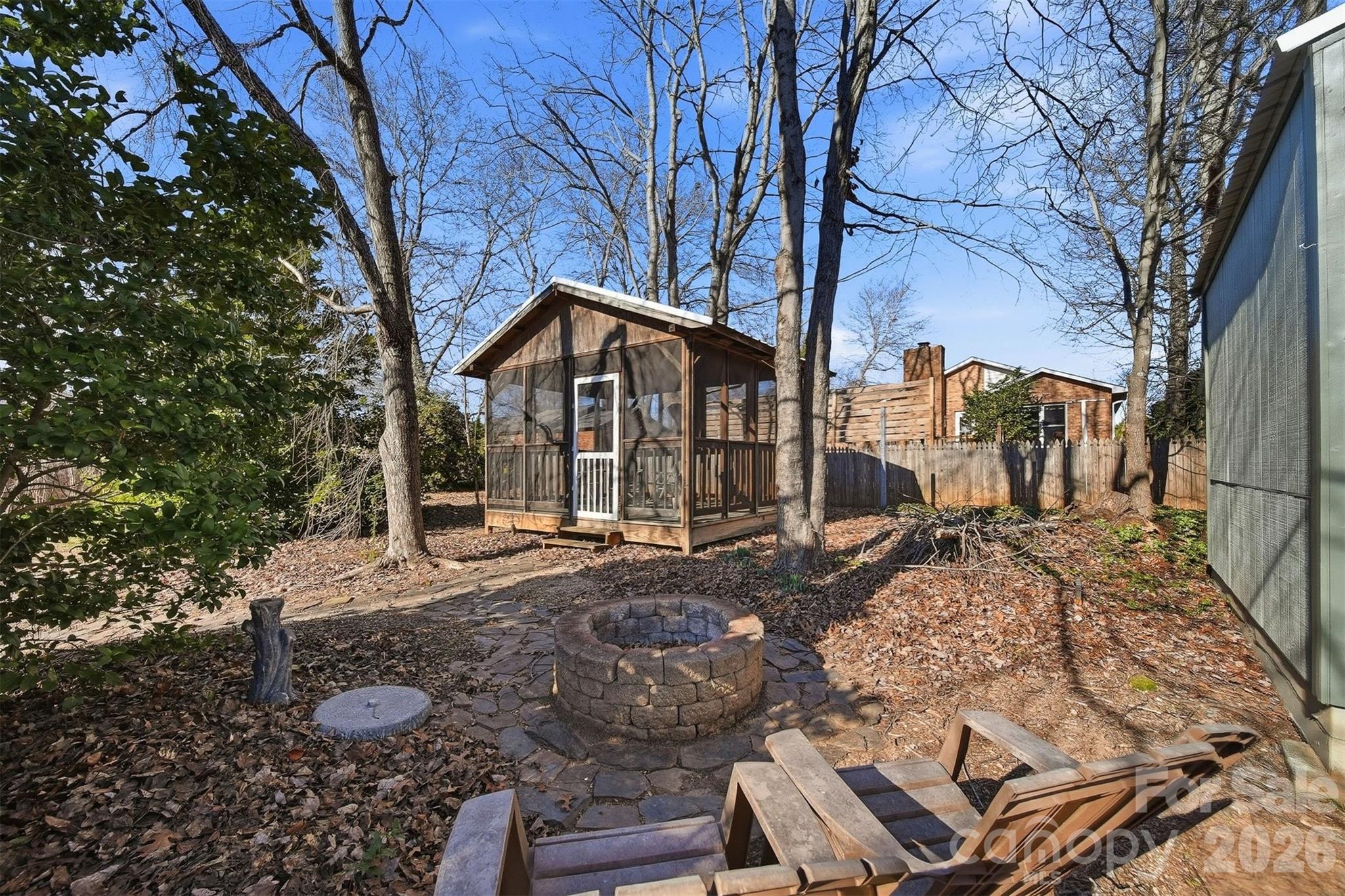 5216 Bethel Church Road — Hickory