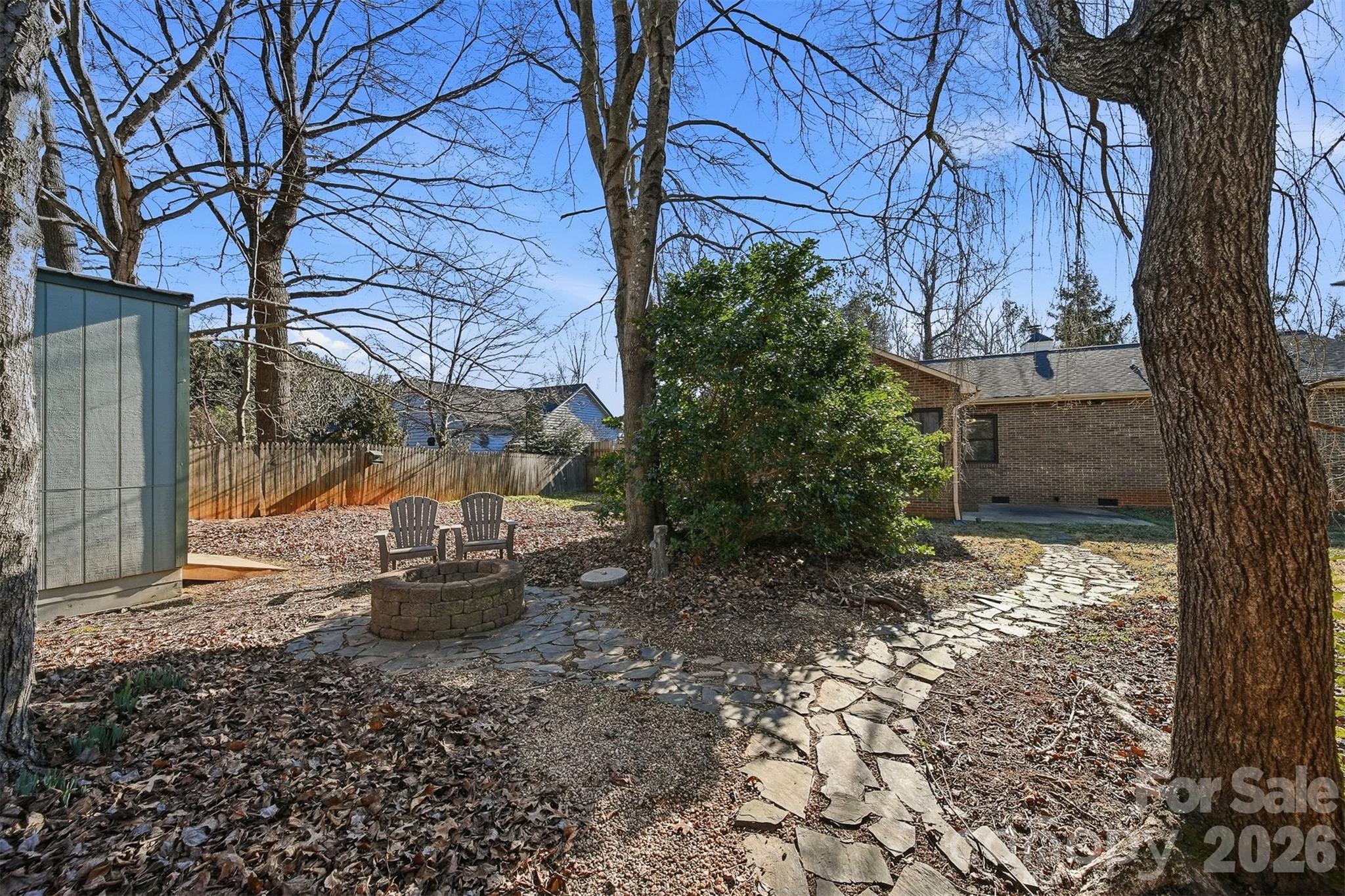 5216 Bethel Church Road — Hickory