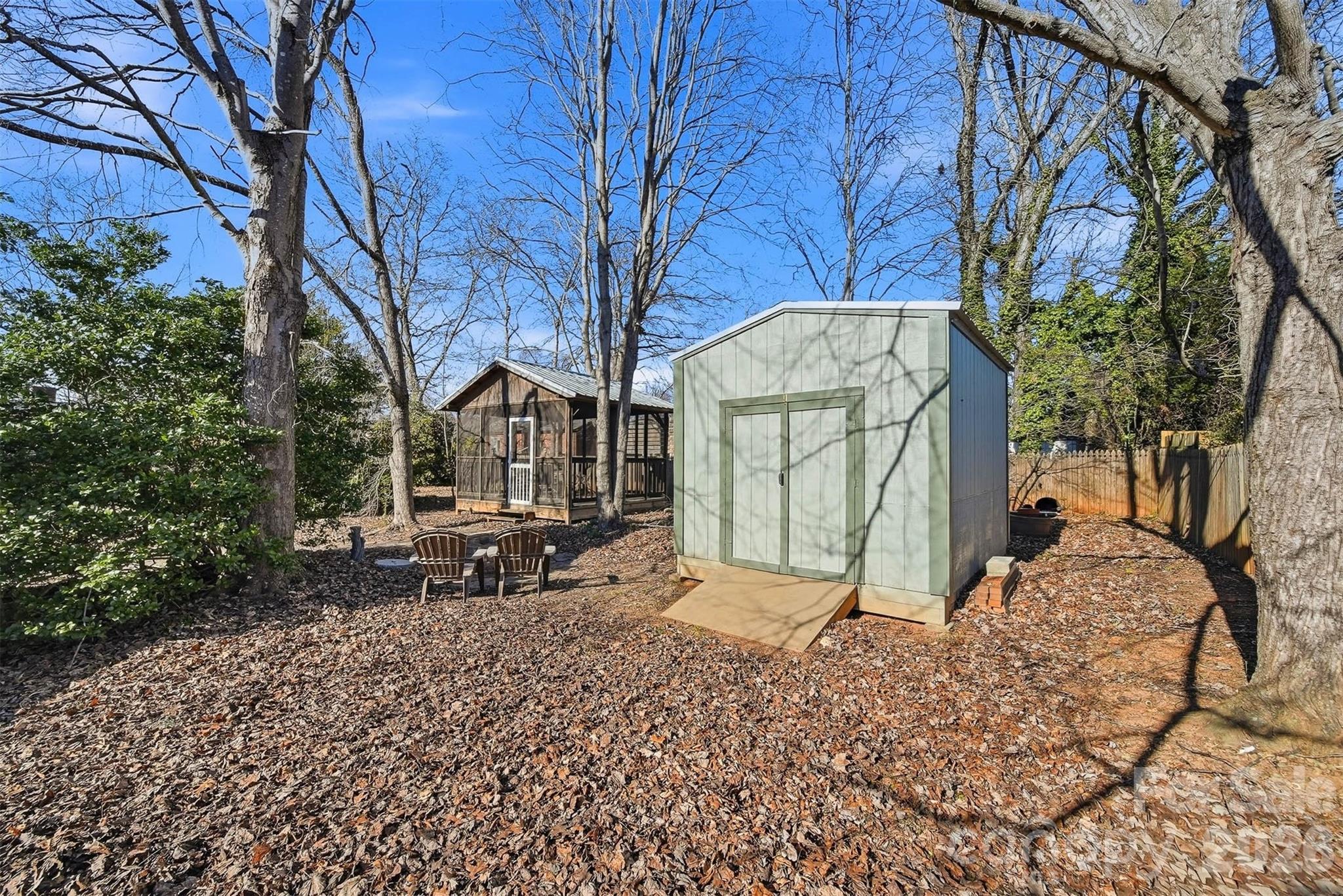 5216 Bethel Church Road — Hickory
