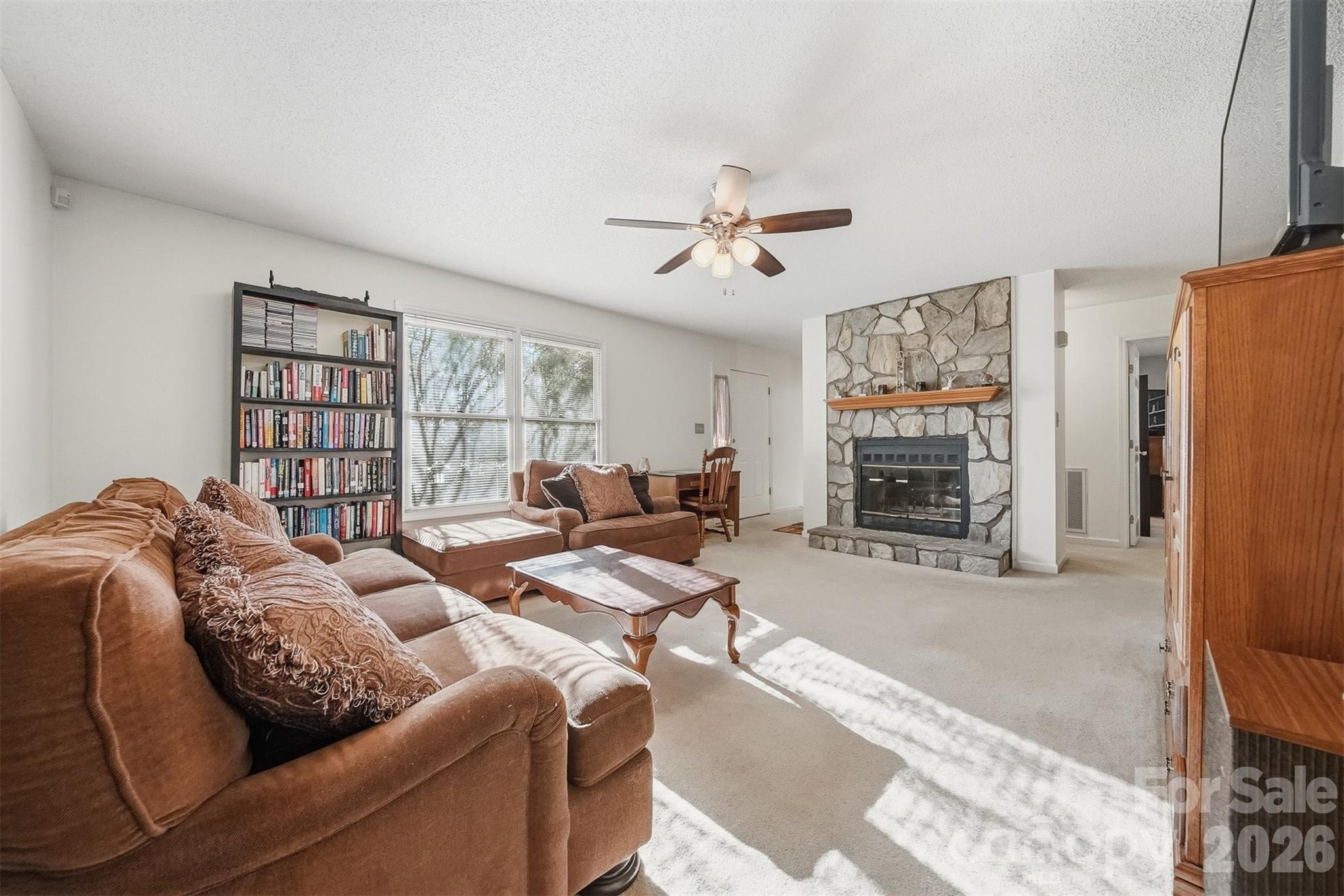 5216 Bethel Church Road — Hickory