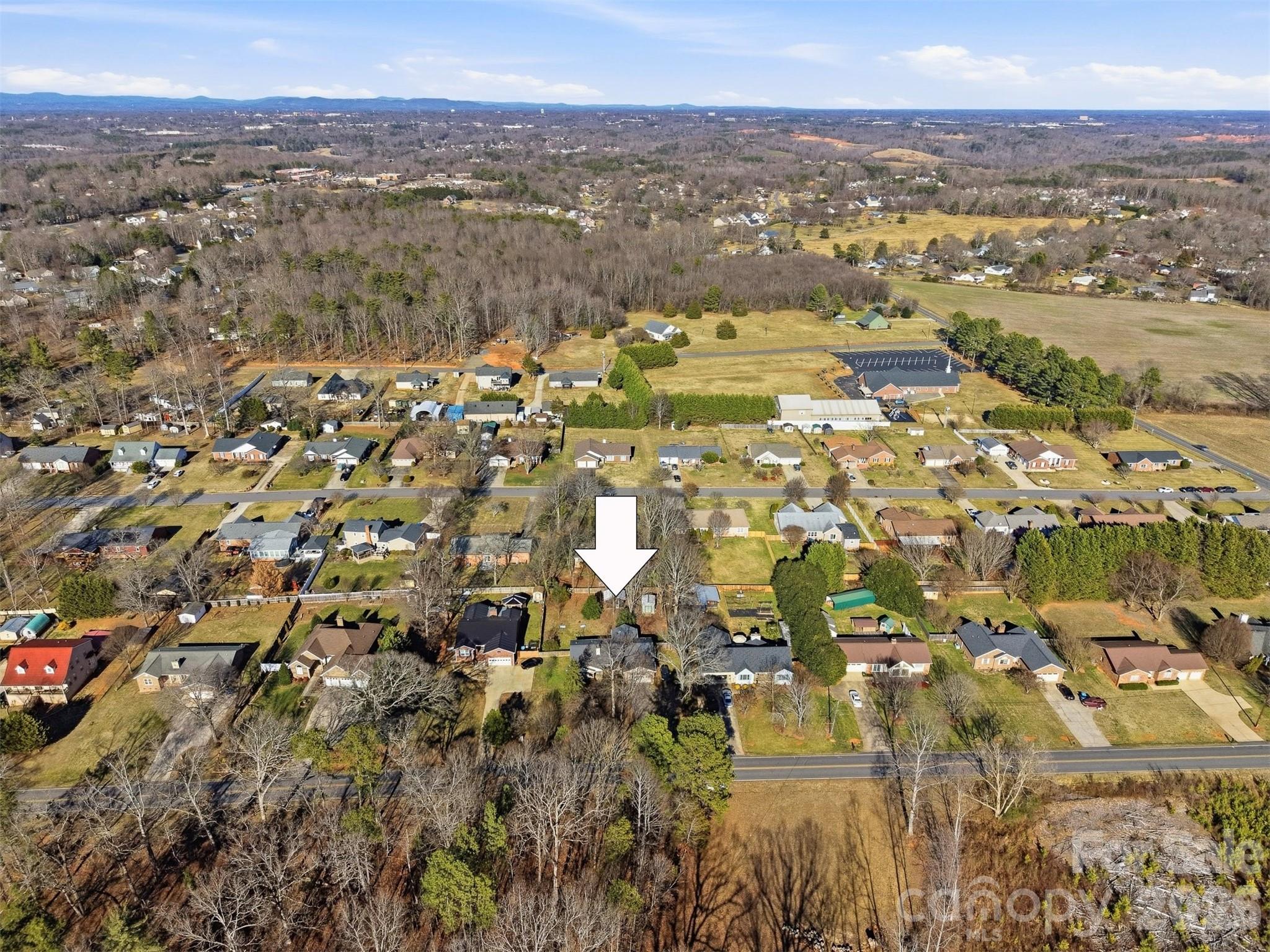 5216 Bethel Church Road — Hickory
