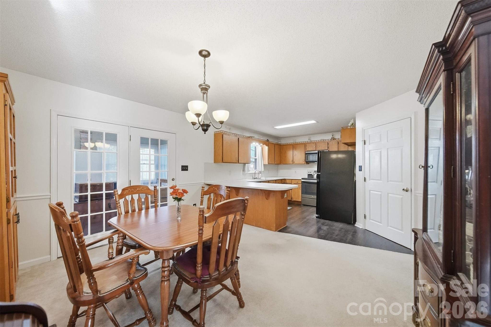 5216 Bethel Church Road — Hickory