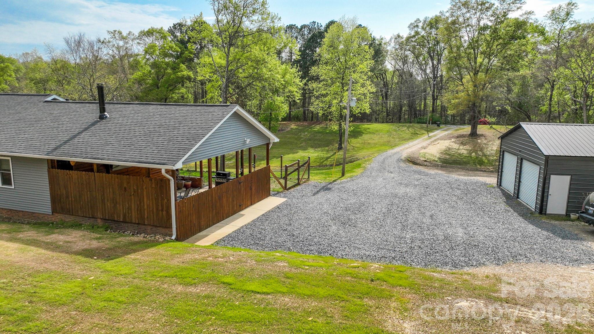 1925 Sojourn Road — Marshville