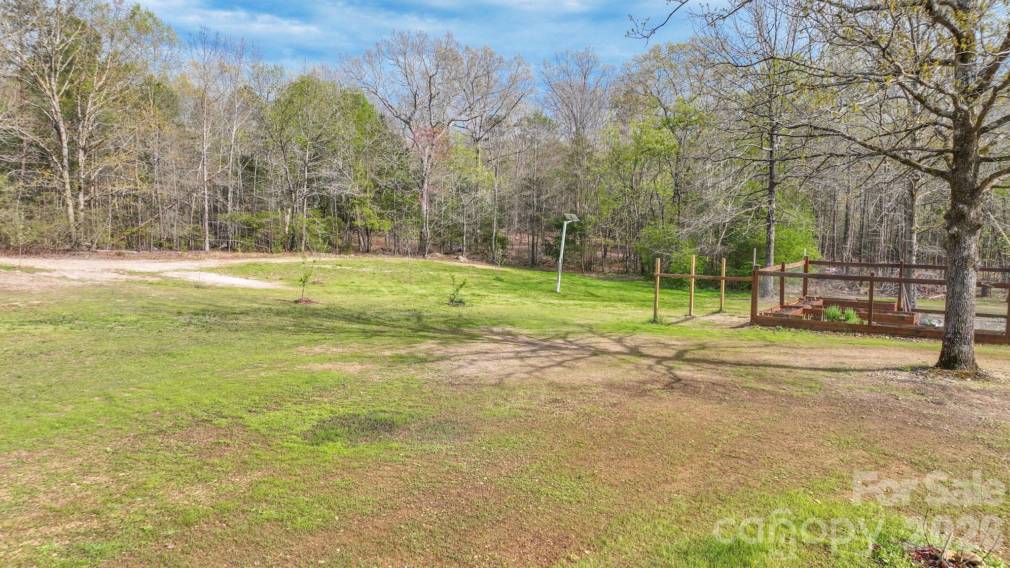 1925 Sojourn Road — Marshville