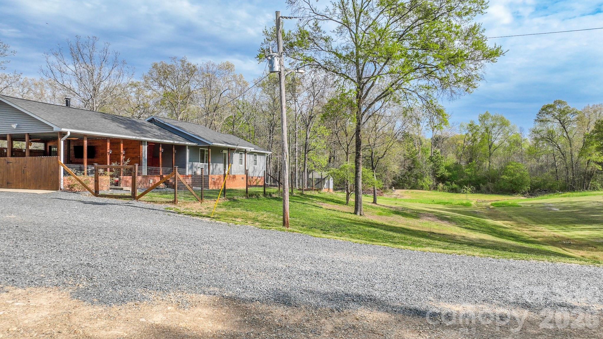 1925 Sojourn Road — Marshville